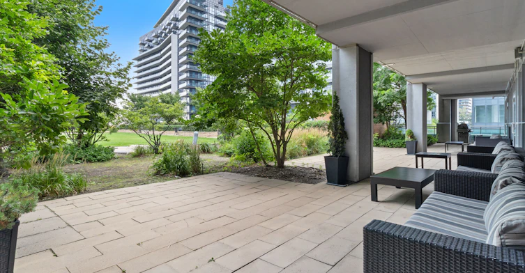 2204-16 Brookers Lane, Toronto, ON, M8V 0A5 - 40