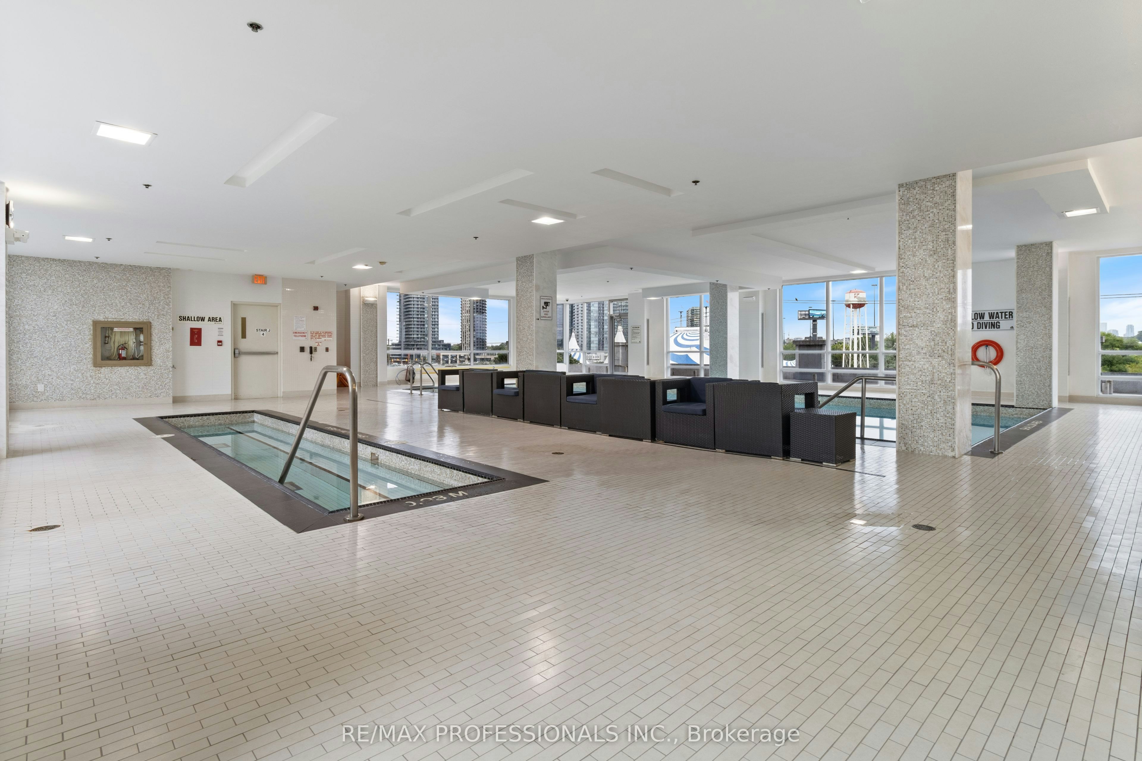 2204-16 Brookers Lane, Toronto, ON, M8V 0A5 - 33