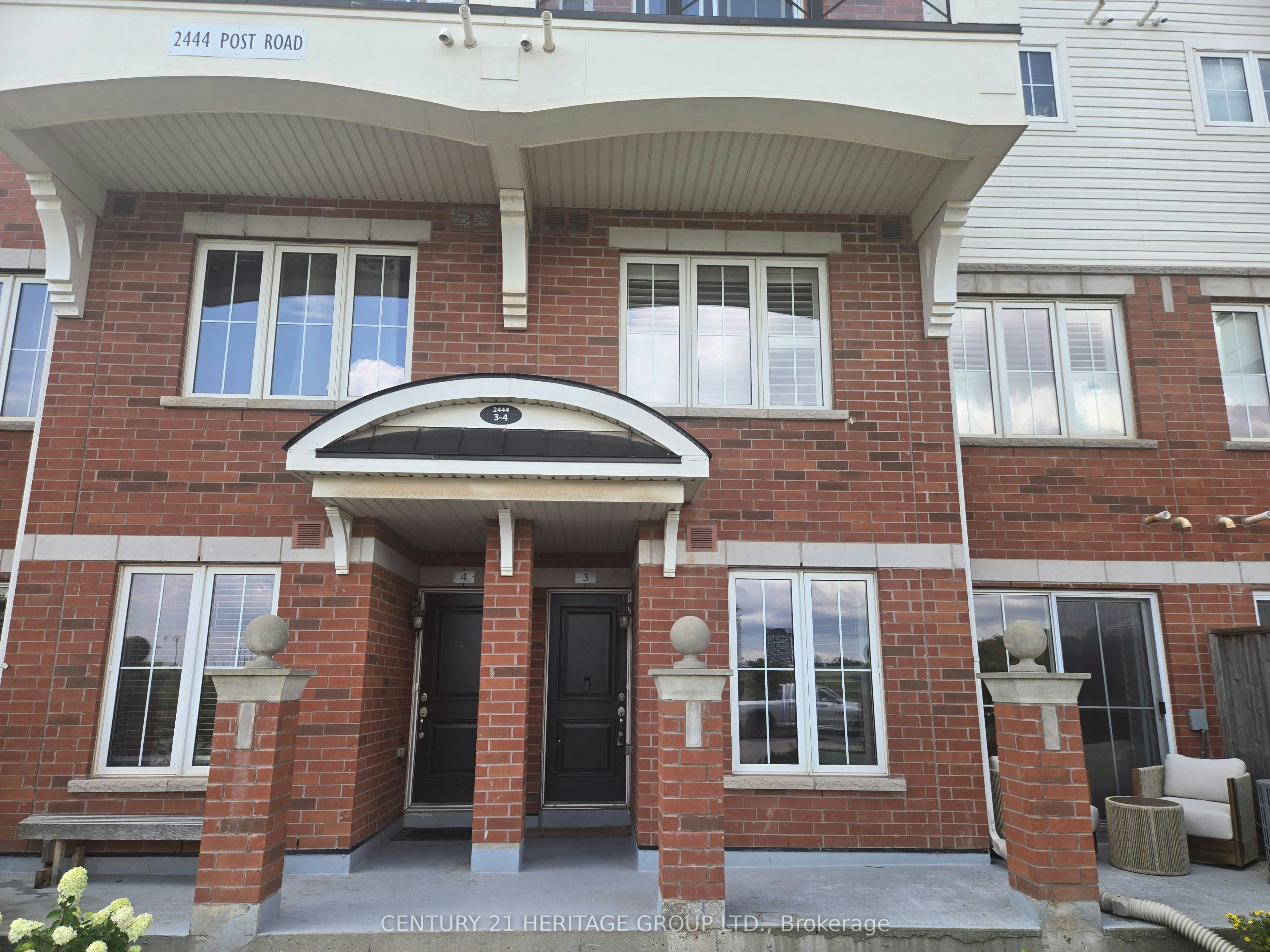 3-2444 Post Road, Oakville, ON, L6H 0J2