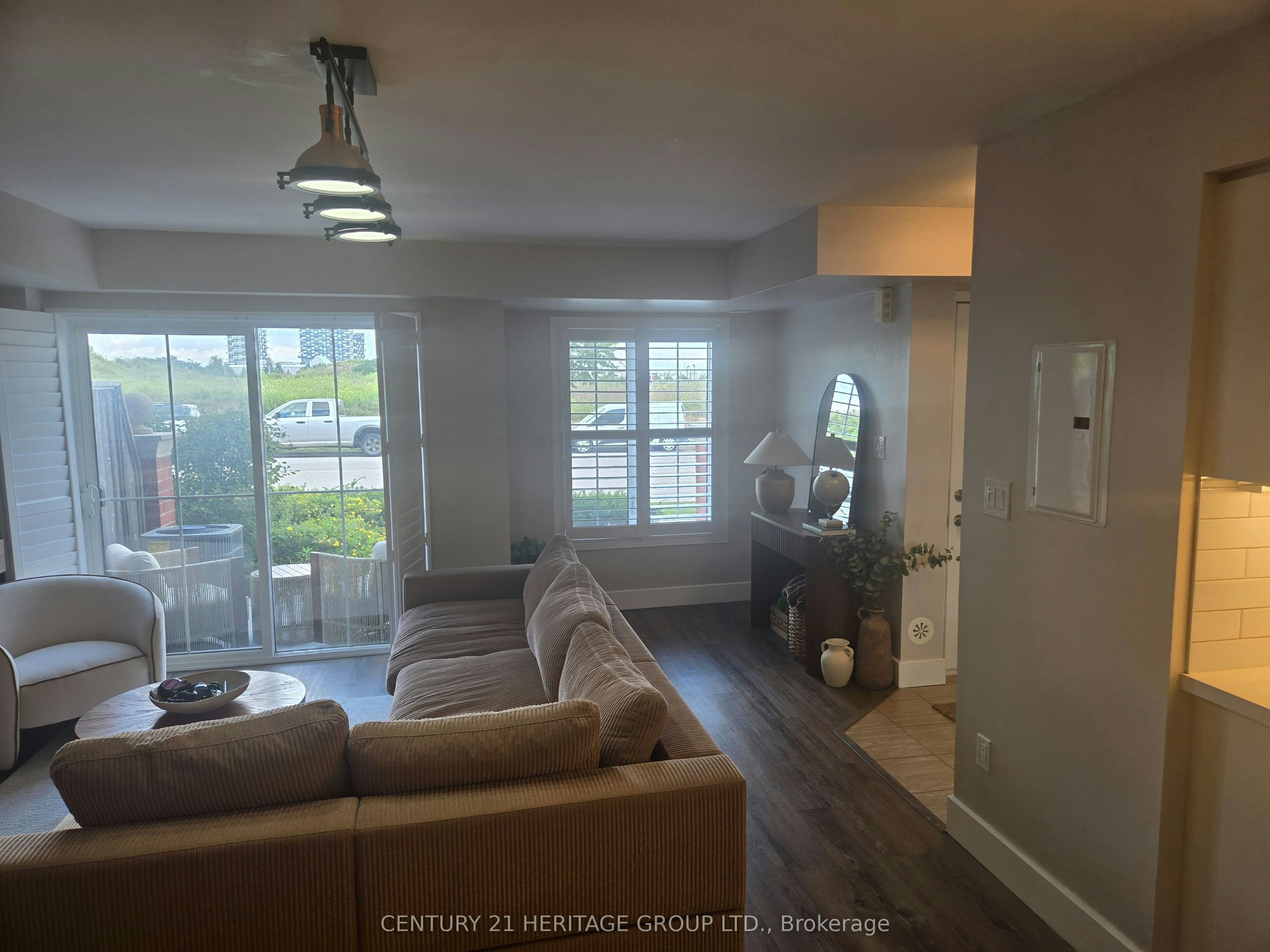 3-2444 Post Road, Oakville, ON, L6H 0J2 - 4