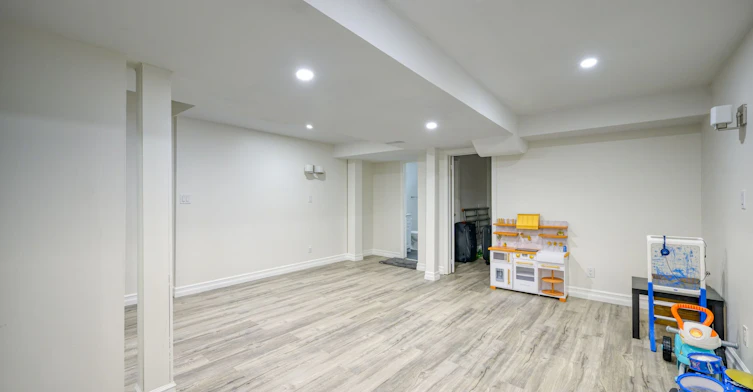 6683 Opera Glass Crescent, Mississauga, ON, L5W 1R8 - 34