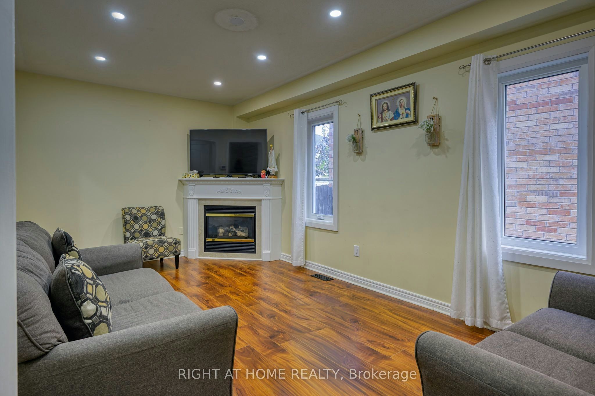6683 Opera Glass Crescent, Mississauga, ON, L5W 1R8 - 7