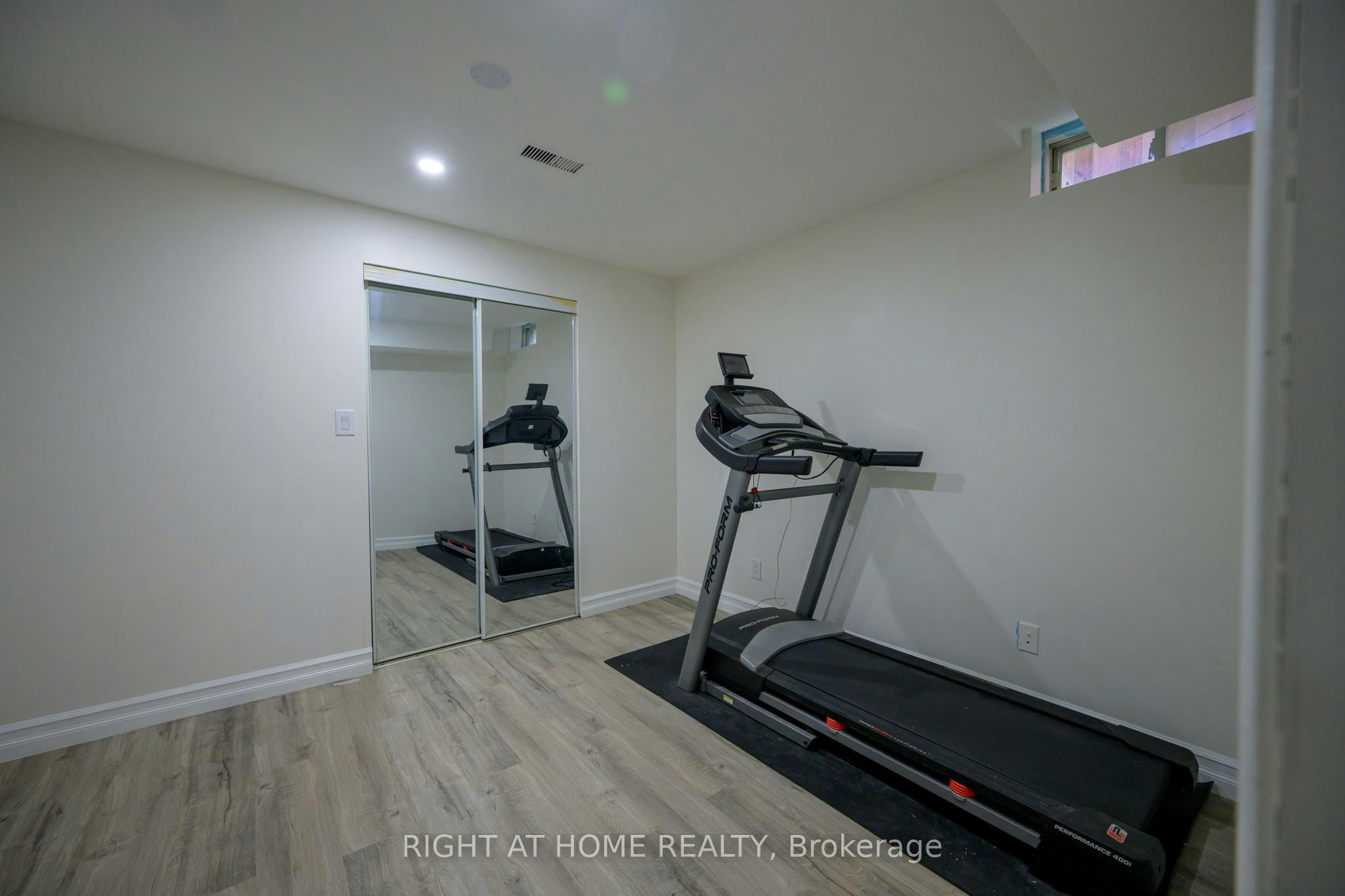 6683 Opera Glass Crescent, Mississauga, ON, L5W 1R8 - 40