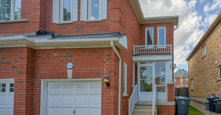 6683 Opera Glass Crescent, Mississauga, ON, L5W 1R8 - 2