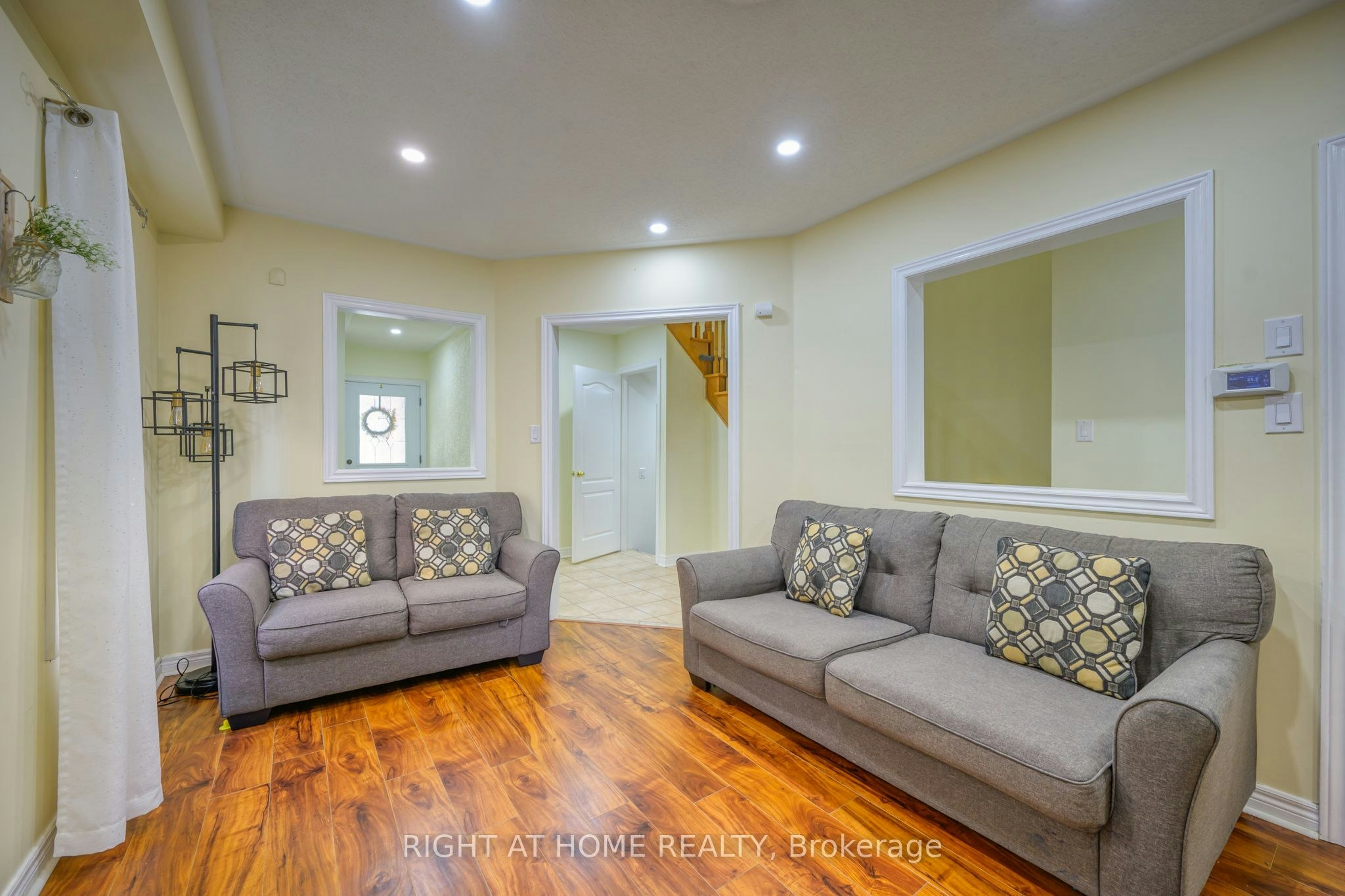 6683 Opera Glass Crescent, Mississauga, ON, L5W 1R8 - 9