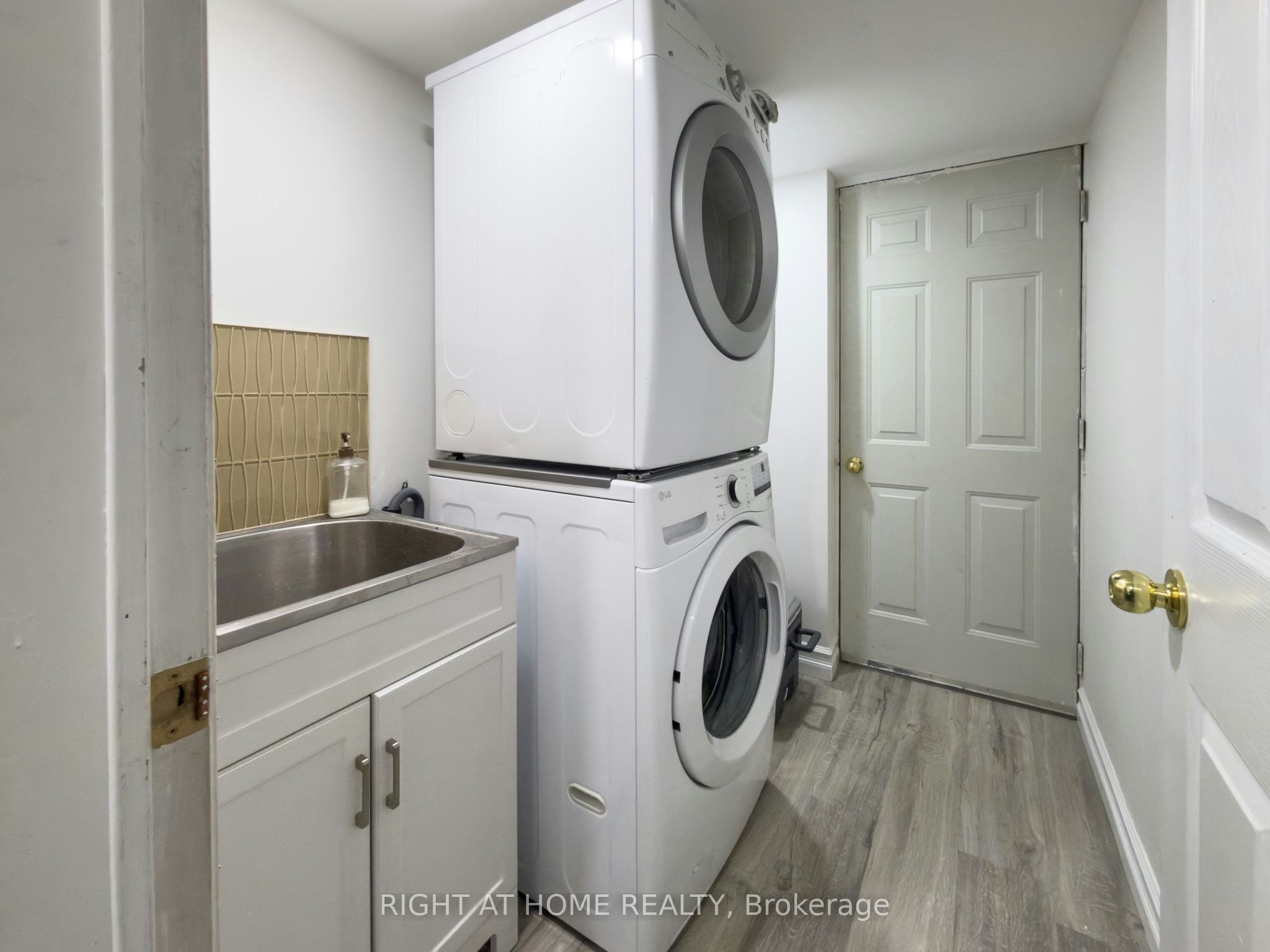 6683 Opera Glass Crescent, Mississauga, ON, L5W 1R8 - 39