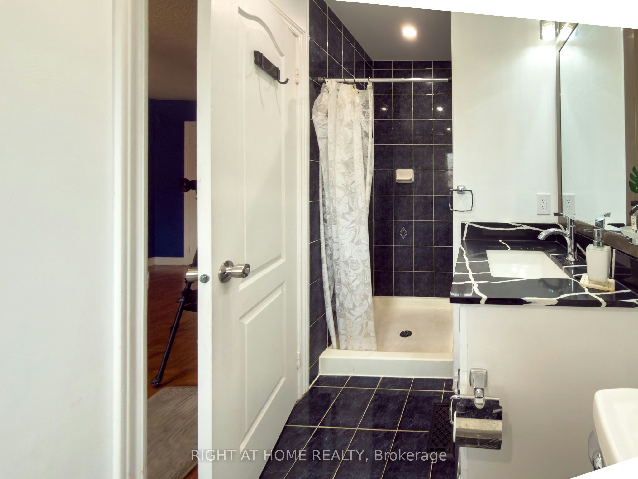 6683 Opera Glass Crescent, Mississauga, ON, L5W 1R8 - 28