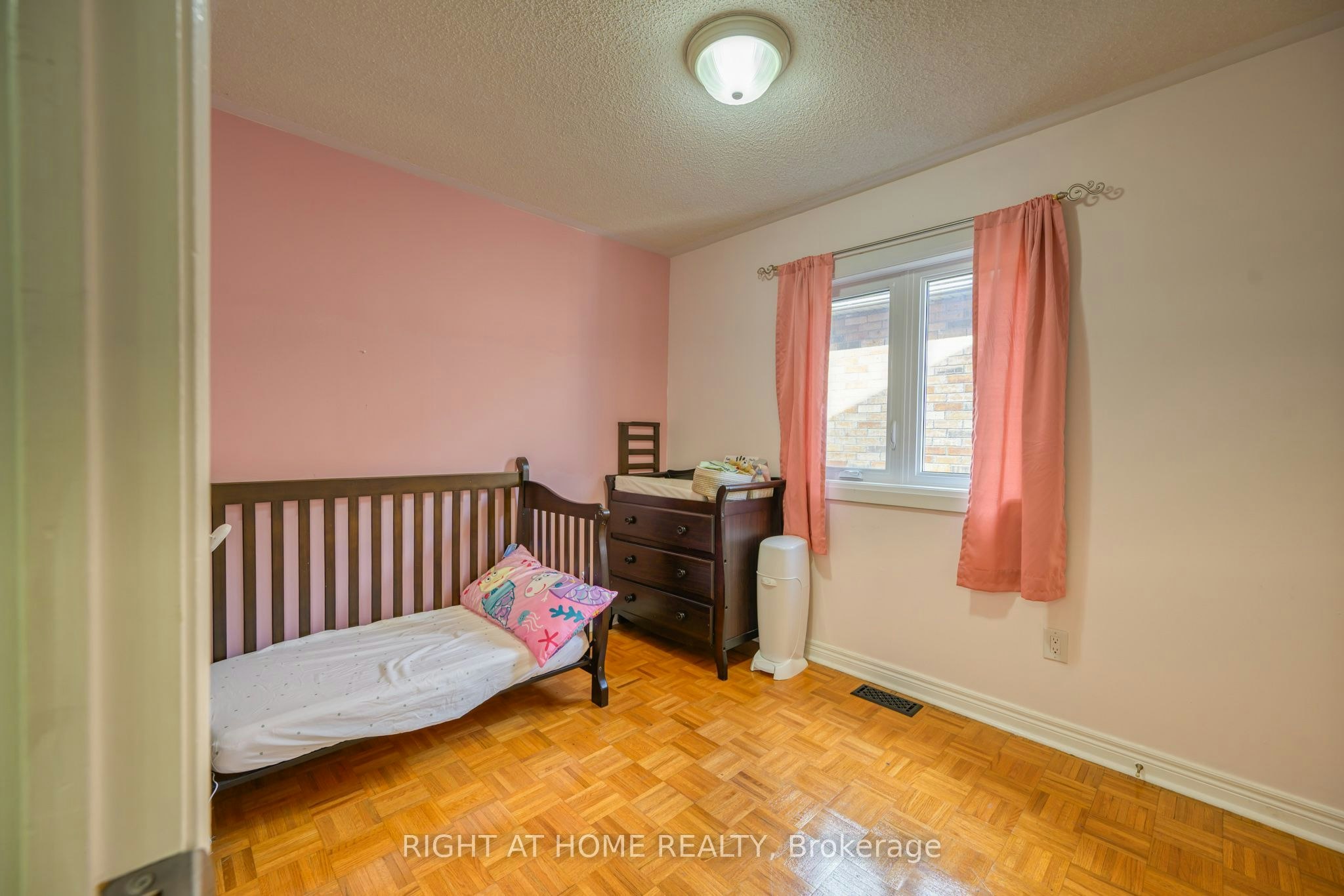 6683 Opera Glass Crescent, Mississauga, ON, L5W 1R8 - 18