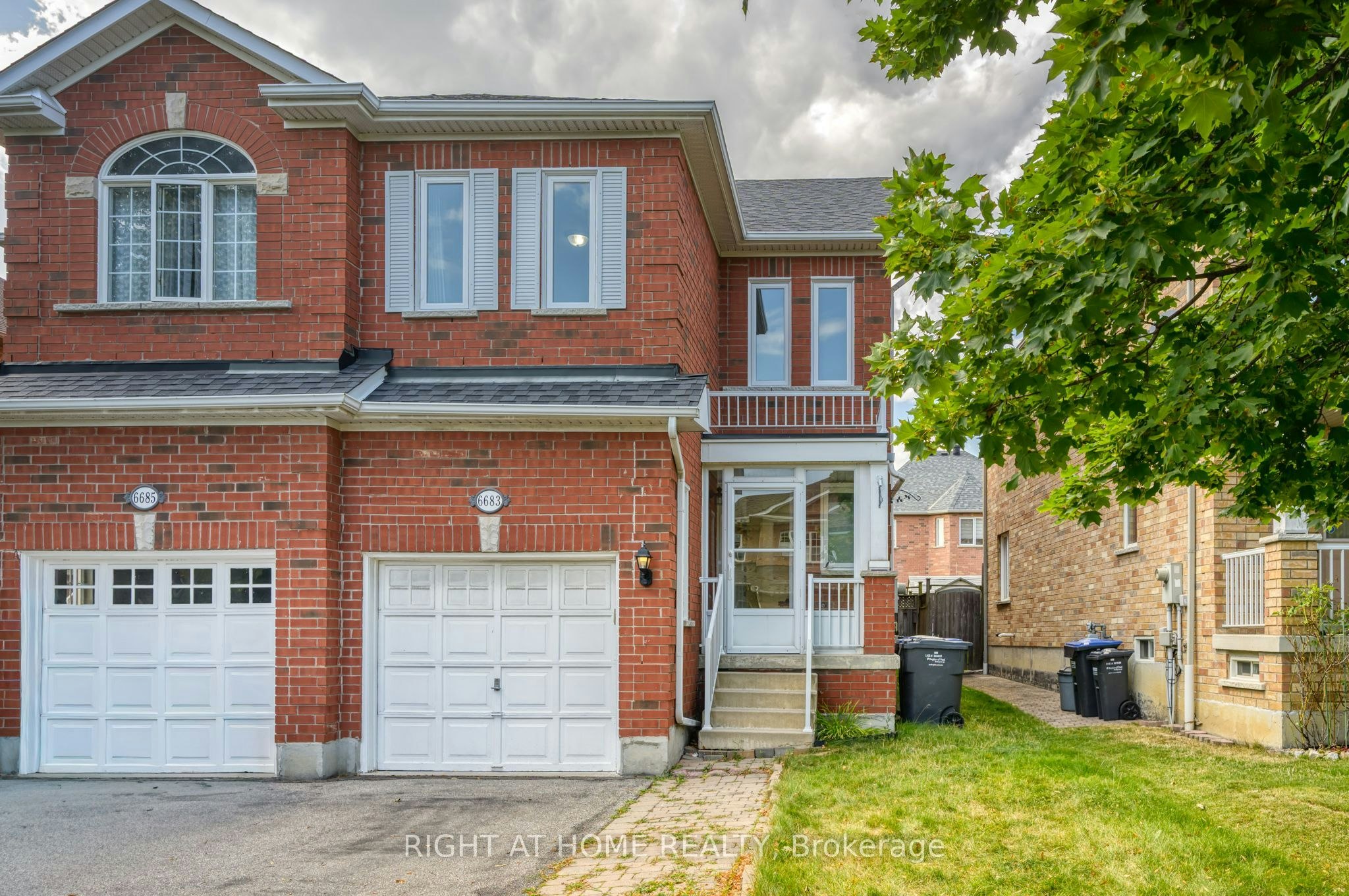 6683 Opera Glass Crescent, Mississauga, ON, L5W 1R8
