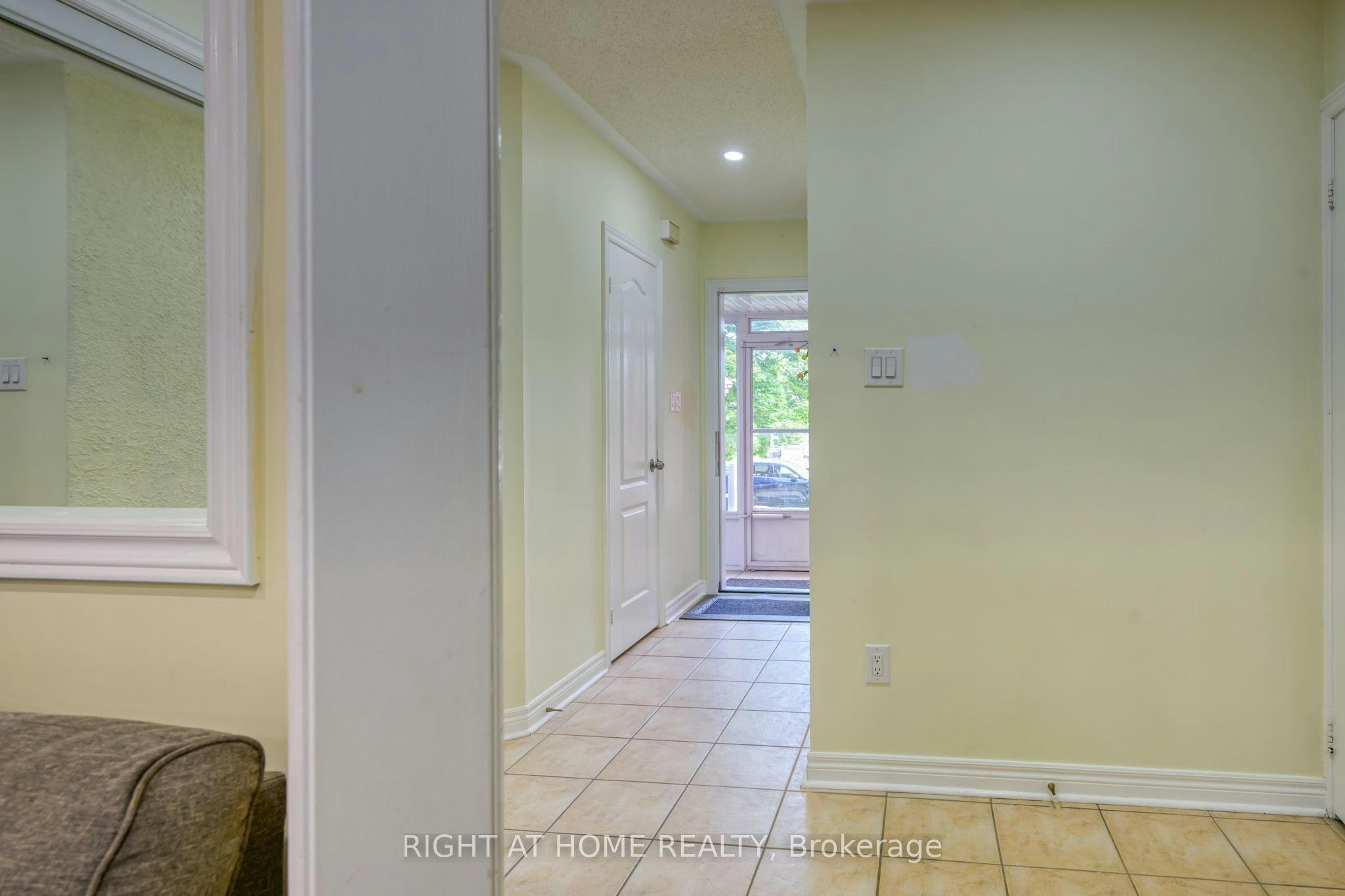 6683 Opera Glass Crescent, Mississauga, ON, L5W 1R8 - 4