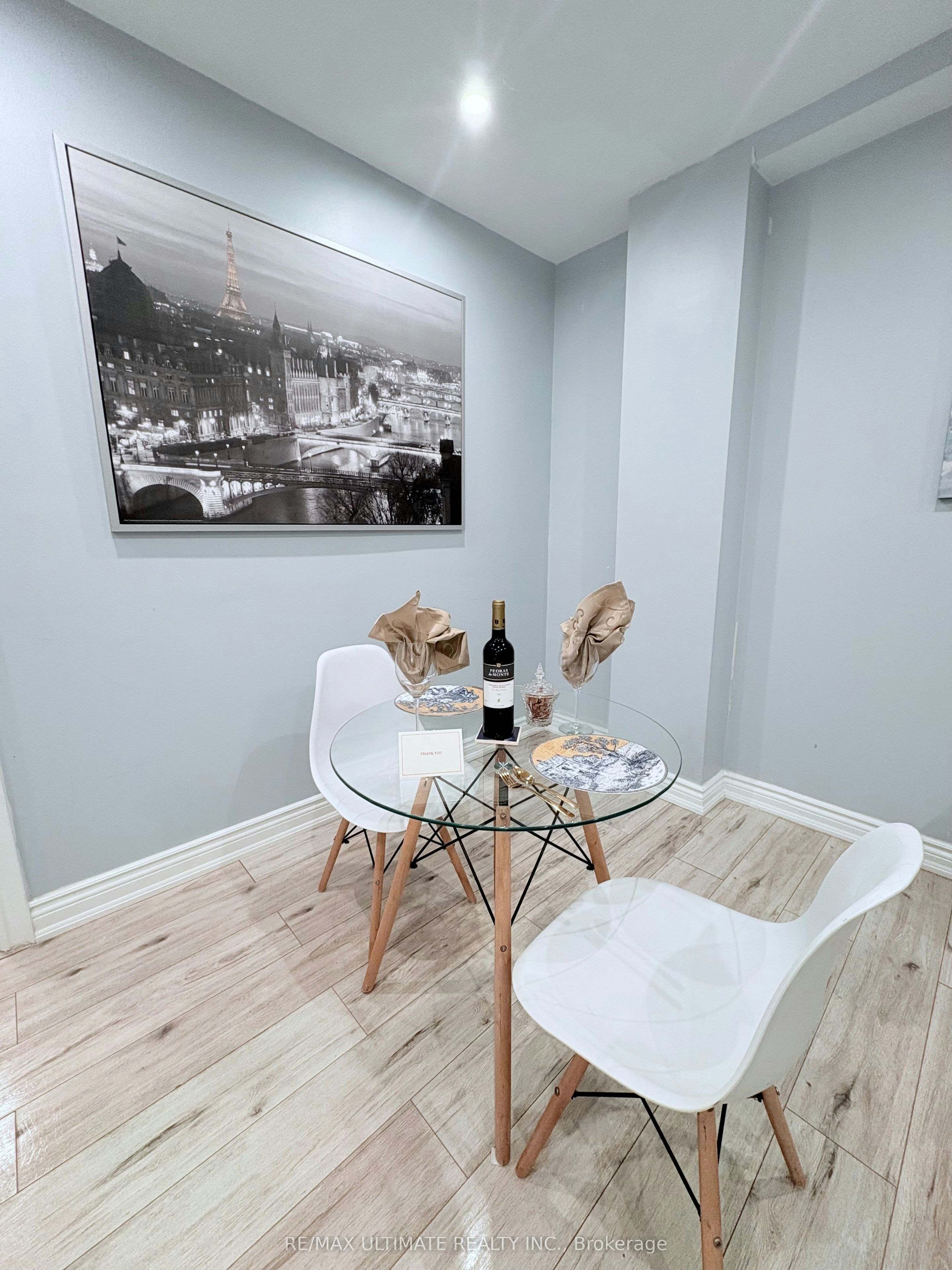 2 Lower-1166 Glengrove Avenue W, Toronto, ON, M6B 2K4 - 4