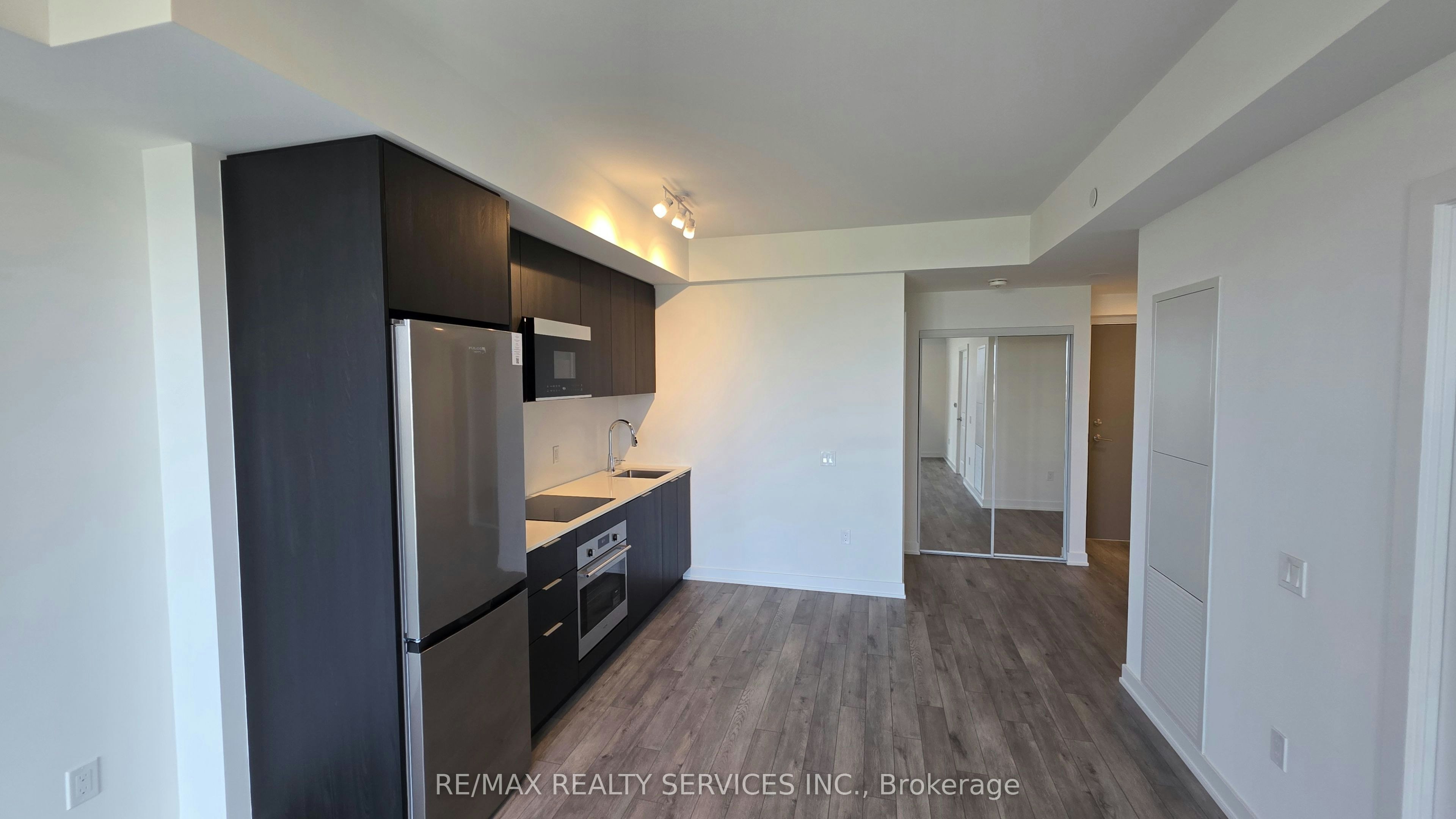 2410-15 Skyridge Drive, Brampton, ON, L6P 4S3 - 10