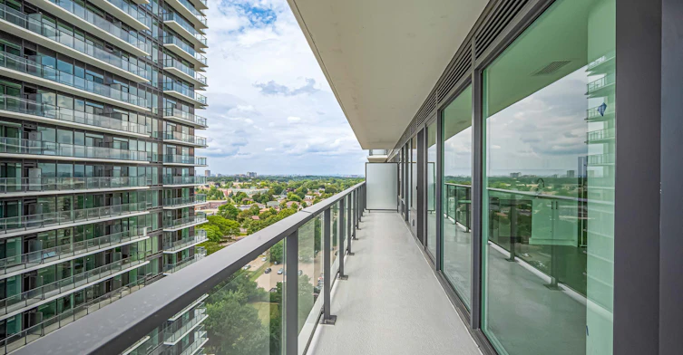 1515-4010 Eglinton Avenue W, Toronto, ON, M5V 0X8 - 42
