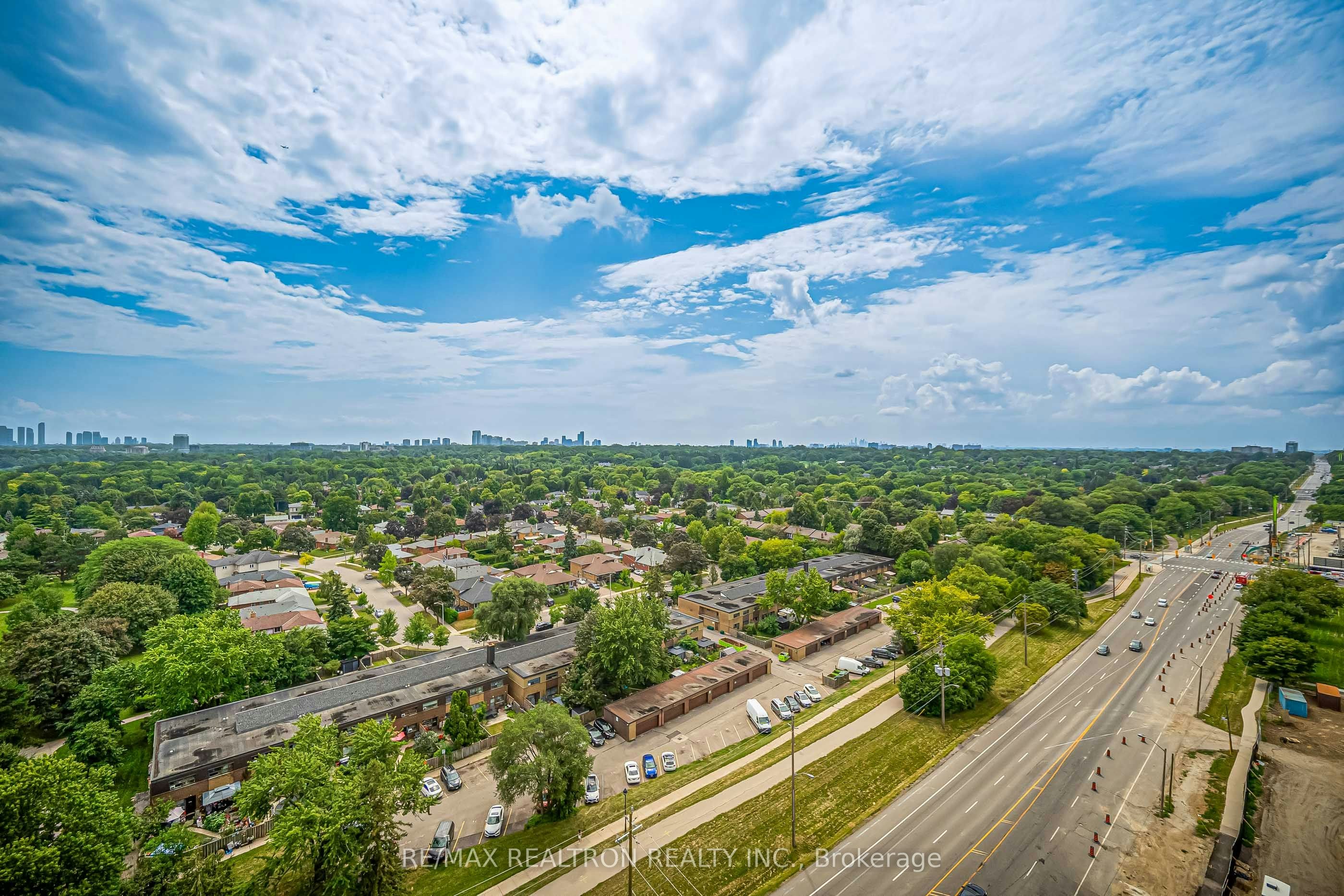 1515-4010 Eglinton Avenue W, Toronto, ON, M5V 0X8 - 40