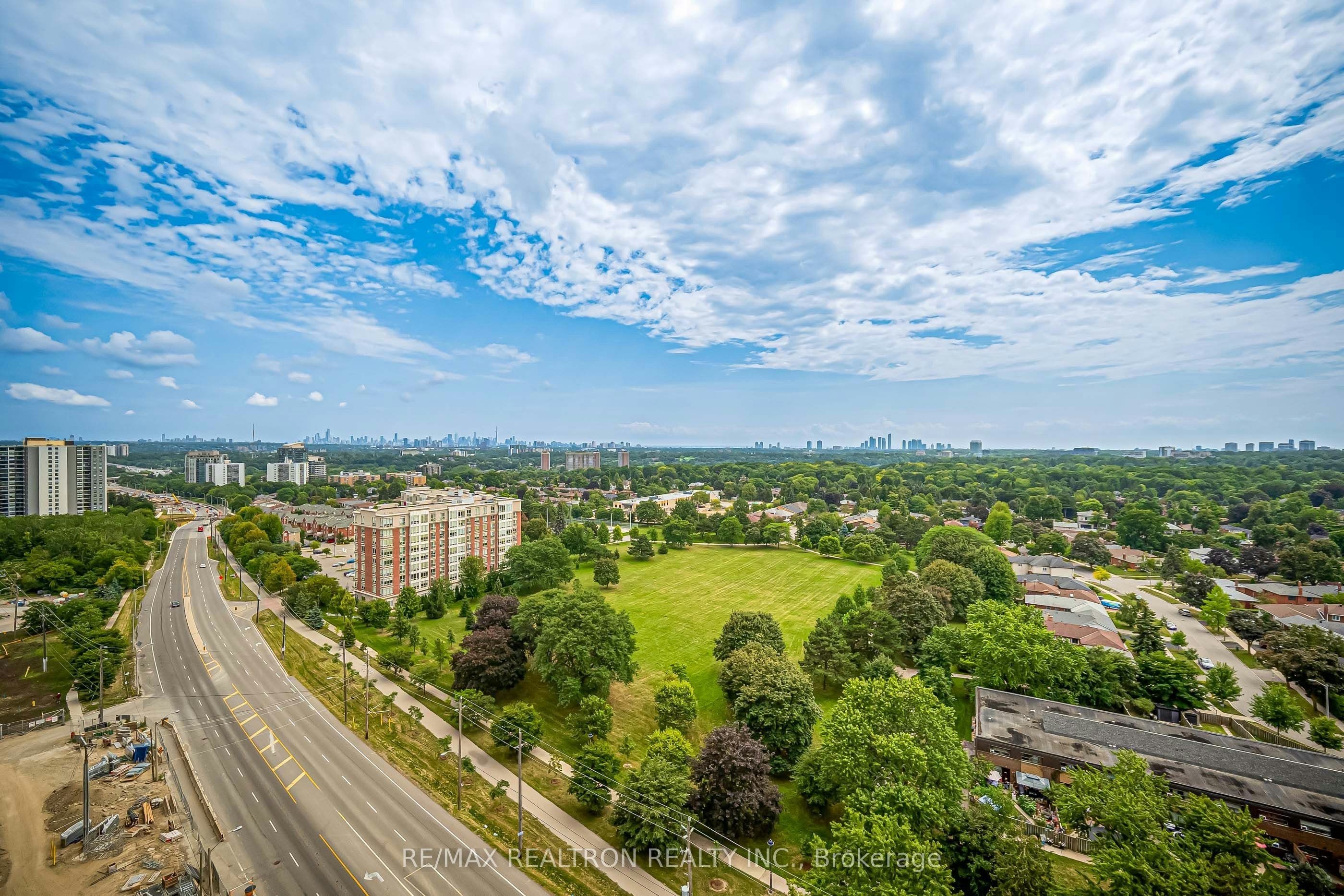 1515-4010 Eglinton Avenue W, Toronto, ON, M5V 0X8 - 39