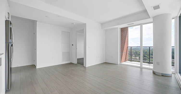 1515-4010 Eglinton Avenue W, Toronto, ON, M5V 0X8 - 14