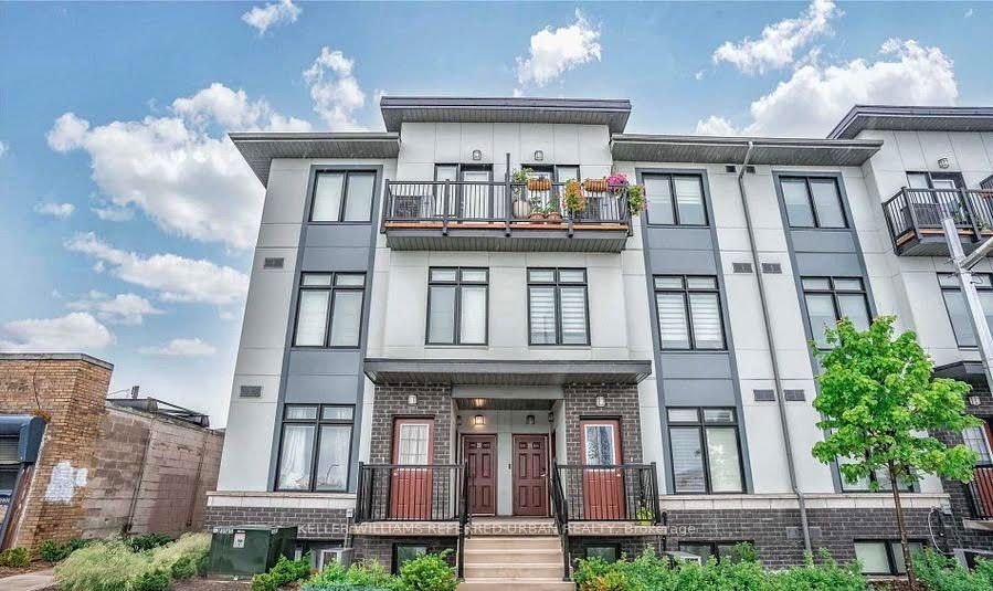 25-630 Rogers Road, Toronto, ON, M6M 1C1