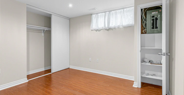 LOWER-42 Dixfield Drive, Toronto, ON, M9C 4J1 - 19