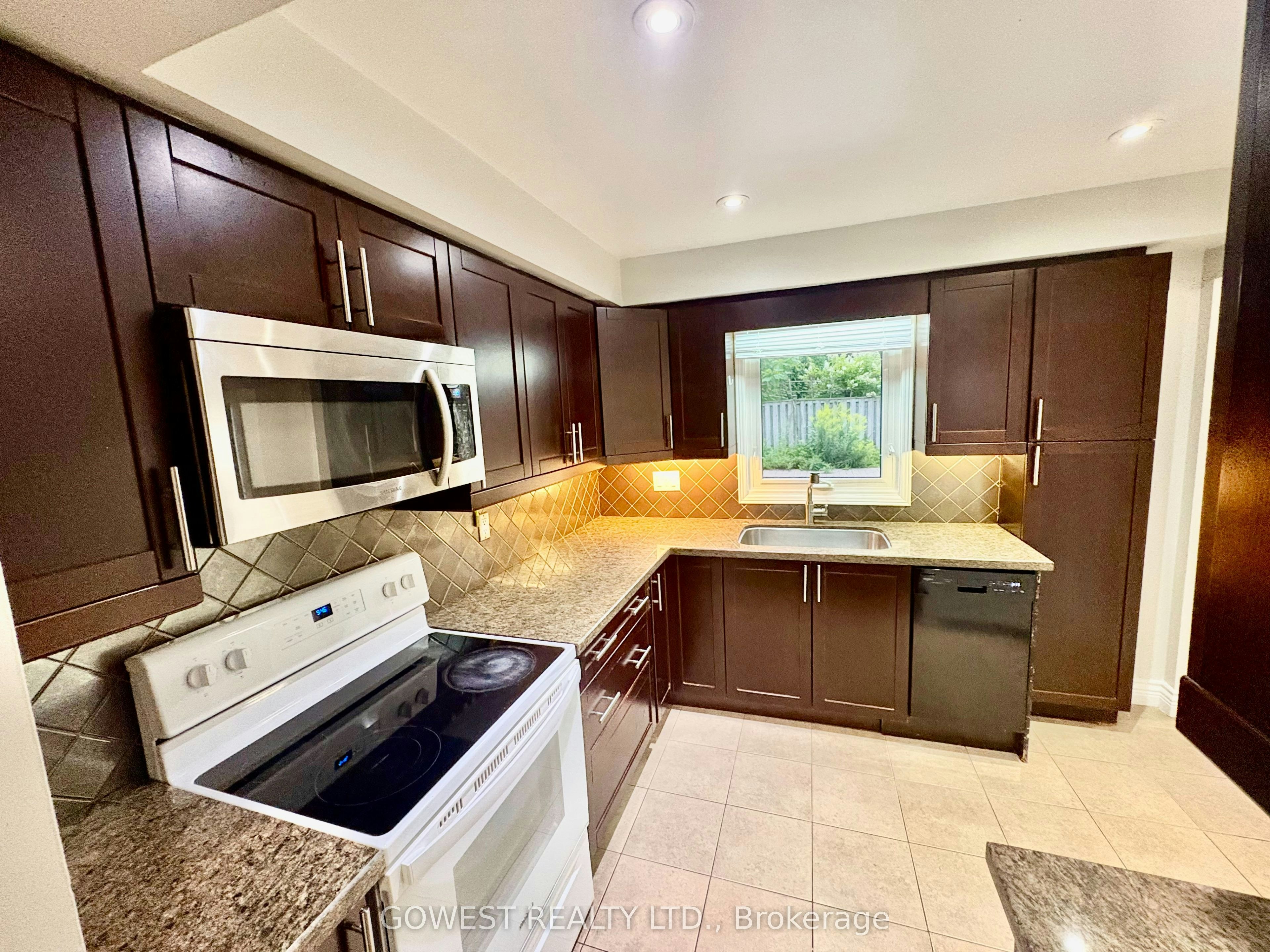 4138 Independence Avenue, Mississauga, ON, L4Z 2T4 - 2