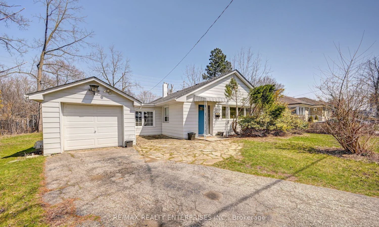 1235 Old River Road