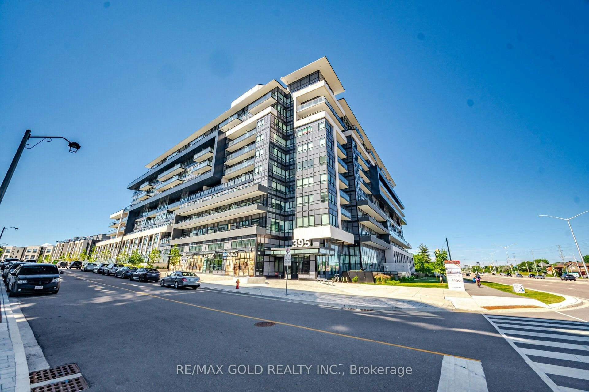 243-395 Dundas Street W, Oakville, ON, L6M 5R9