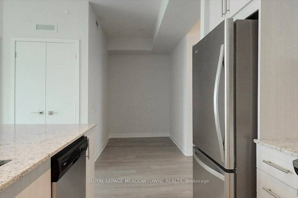 2411-4055 Parkside Drive, Mississauga, ON, L5B 0K8 - 17
