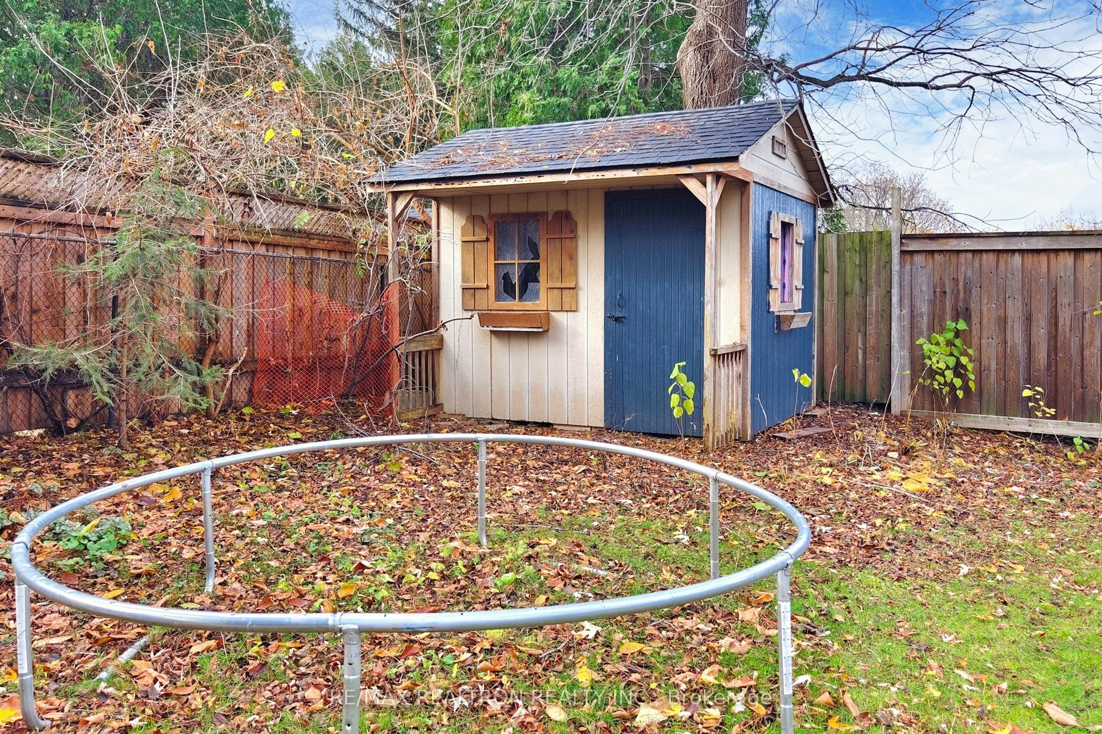 705 Cedar Avenue N, Burlington, ON, L7T 2R6 - 24