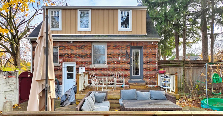 705 Cedar Avenue N, Burlington, ON, L7T 2R6 - 20