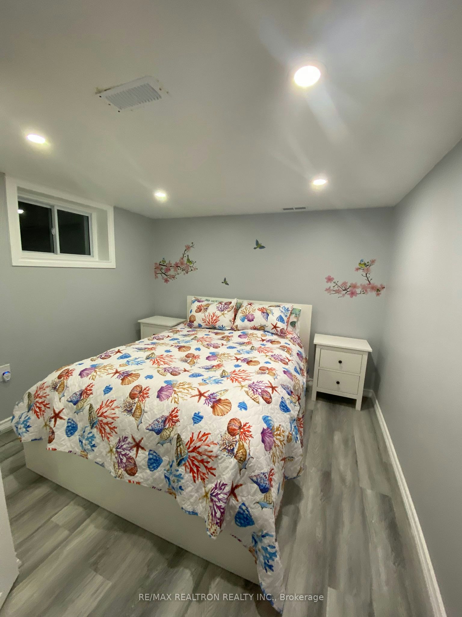 705 Cedar Avenue N, Burlington, ON, L7T 2R6 - 17