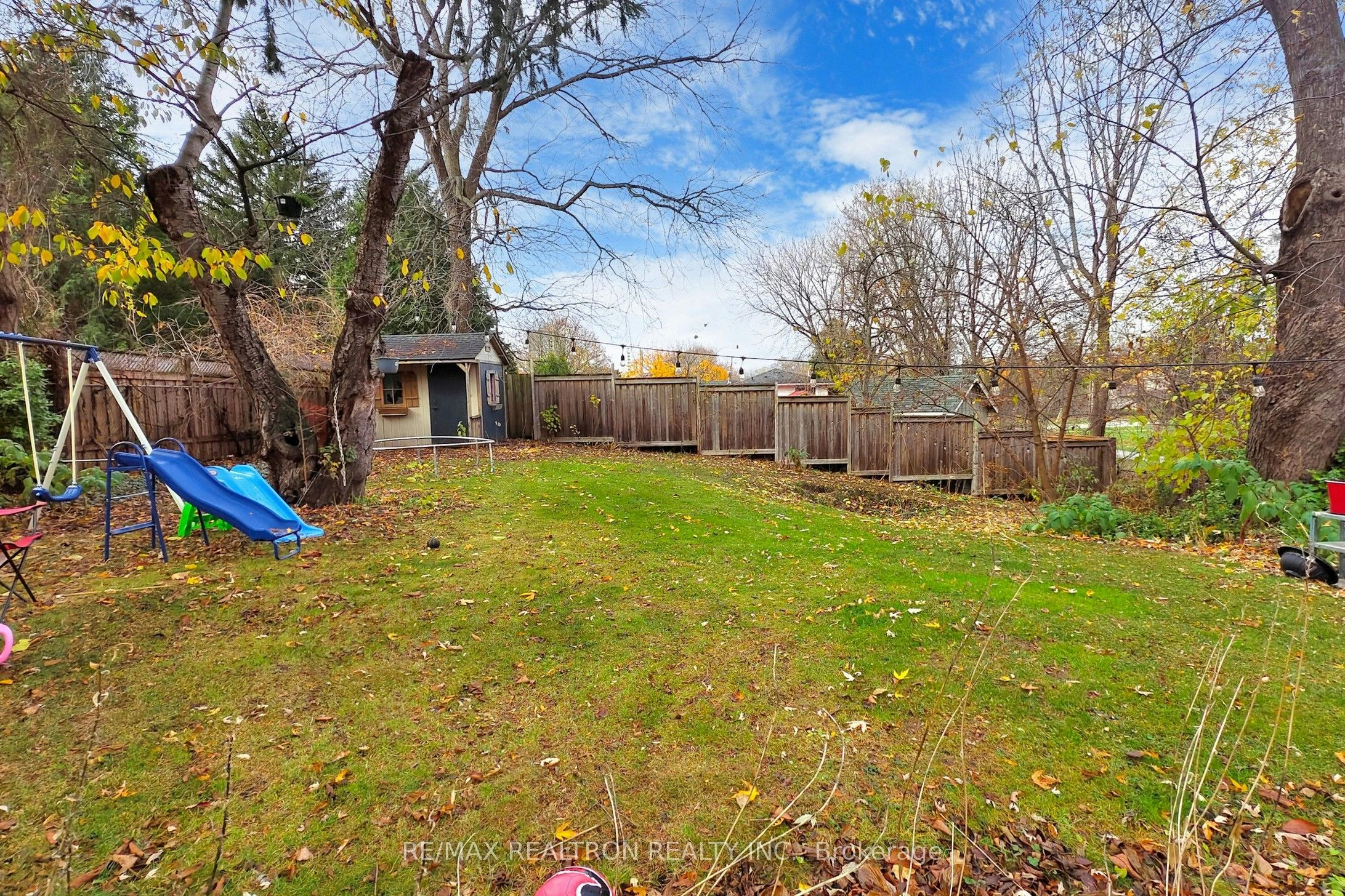 705 Cedar Avenue N, Burlington, ON, L7T 2R6 - 22