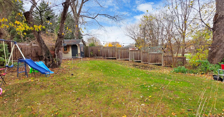 705 Cedar Avenue N, Burlington, ON, L7T 2R6 - 22