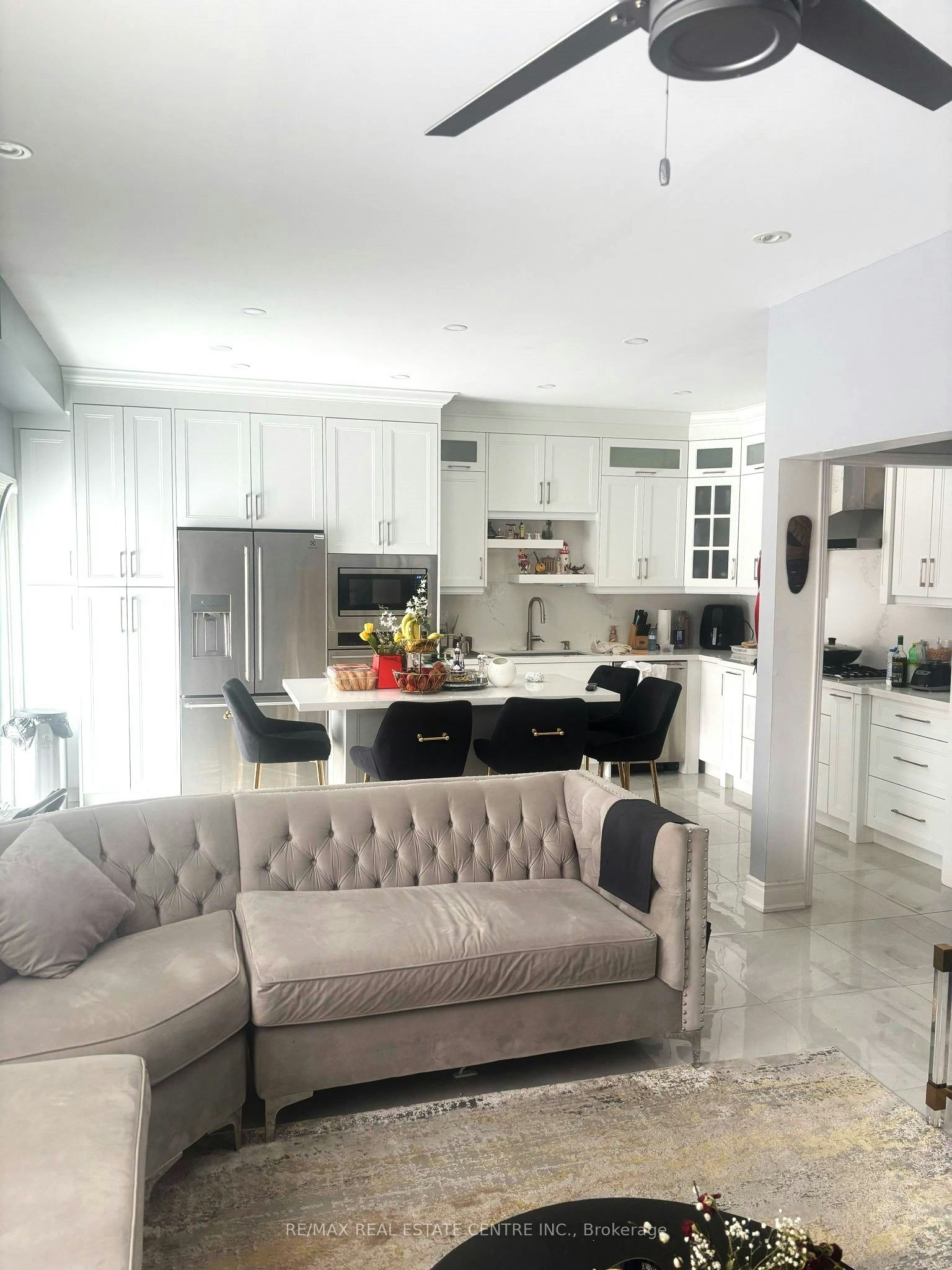 21 Robertson Davies Drive, Brampton, ON, L7A 1K4 - 7