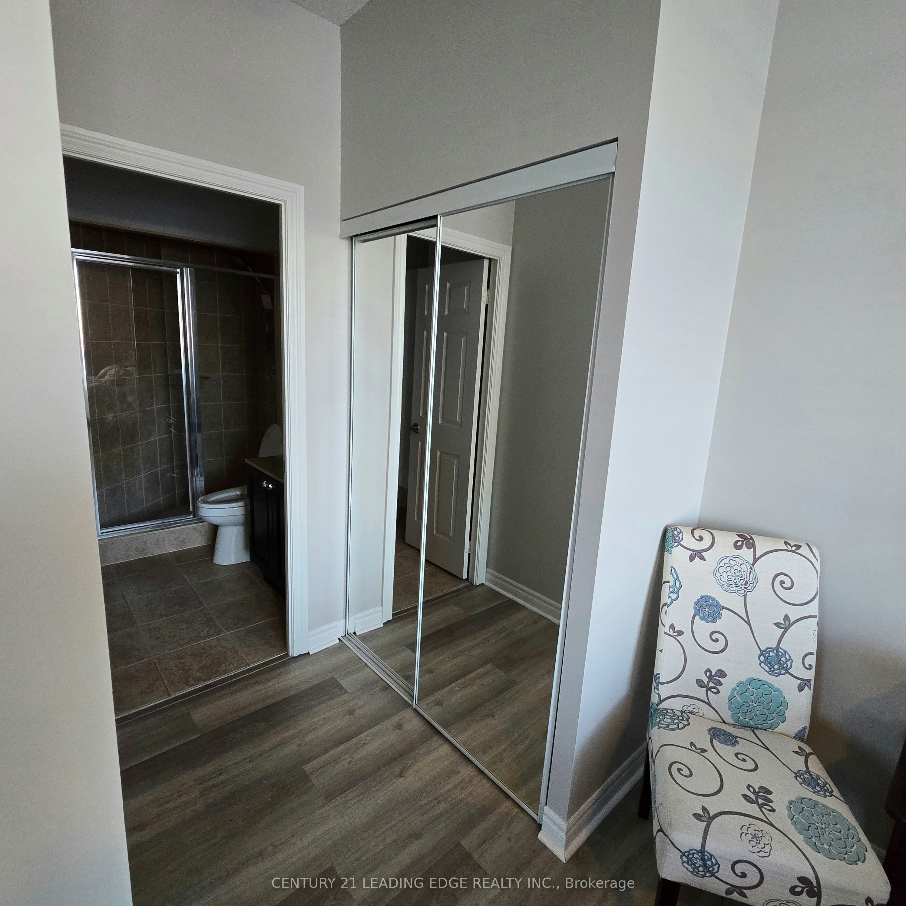 103-2325 Central Park Drive, Oakville, ON, L6H 0E2 - 11
