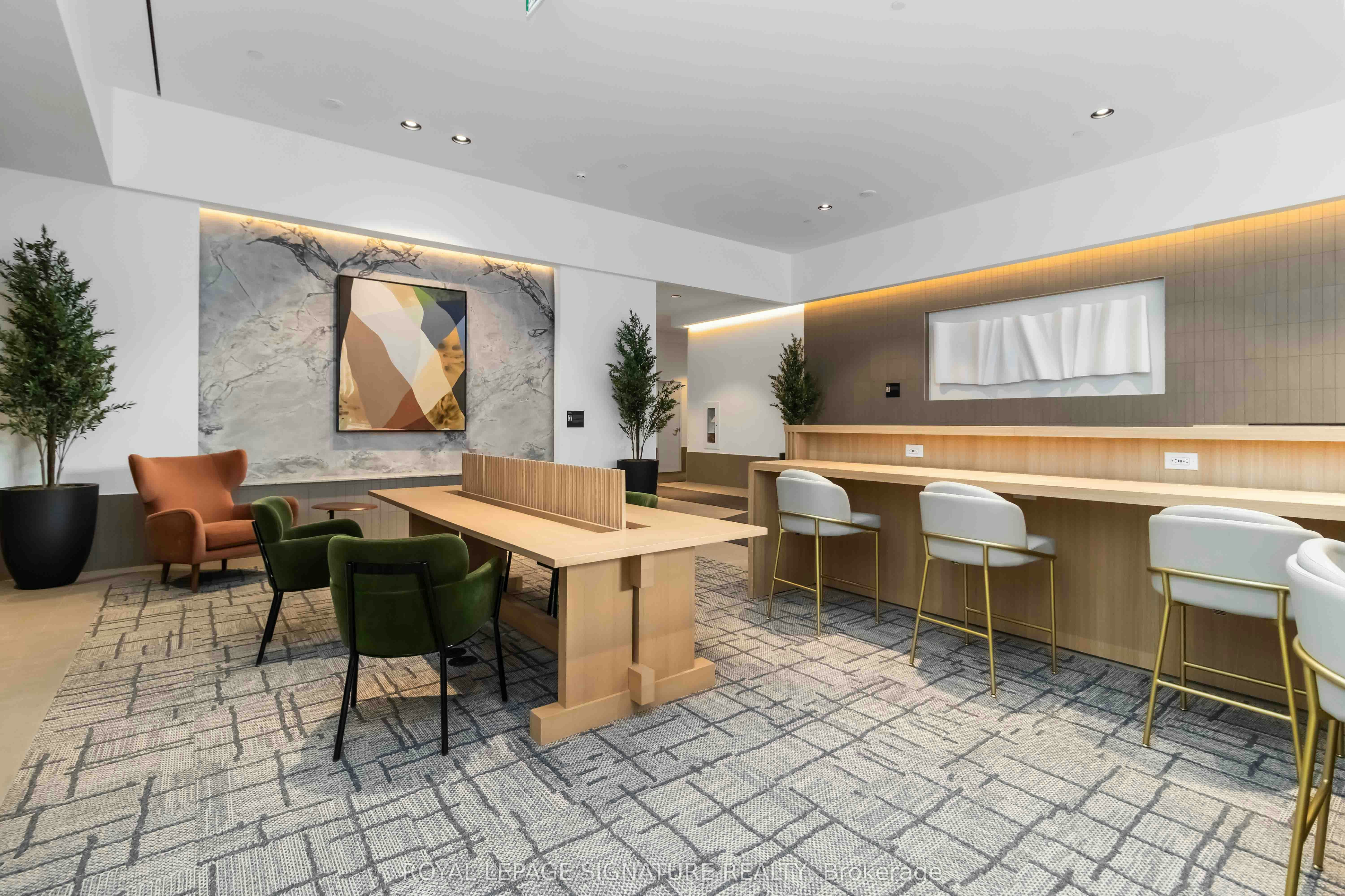 2004-395 Square One Drive, Mississauga, ON, L5B 0P6 - 22