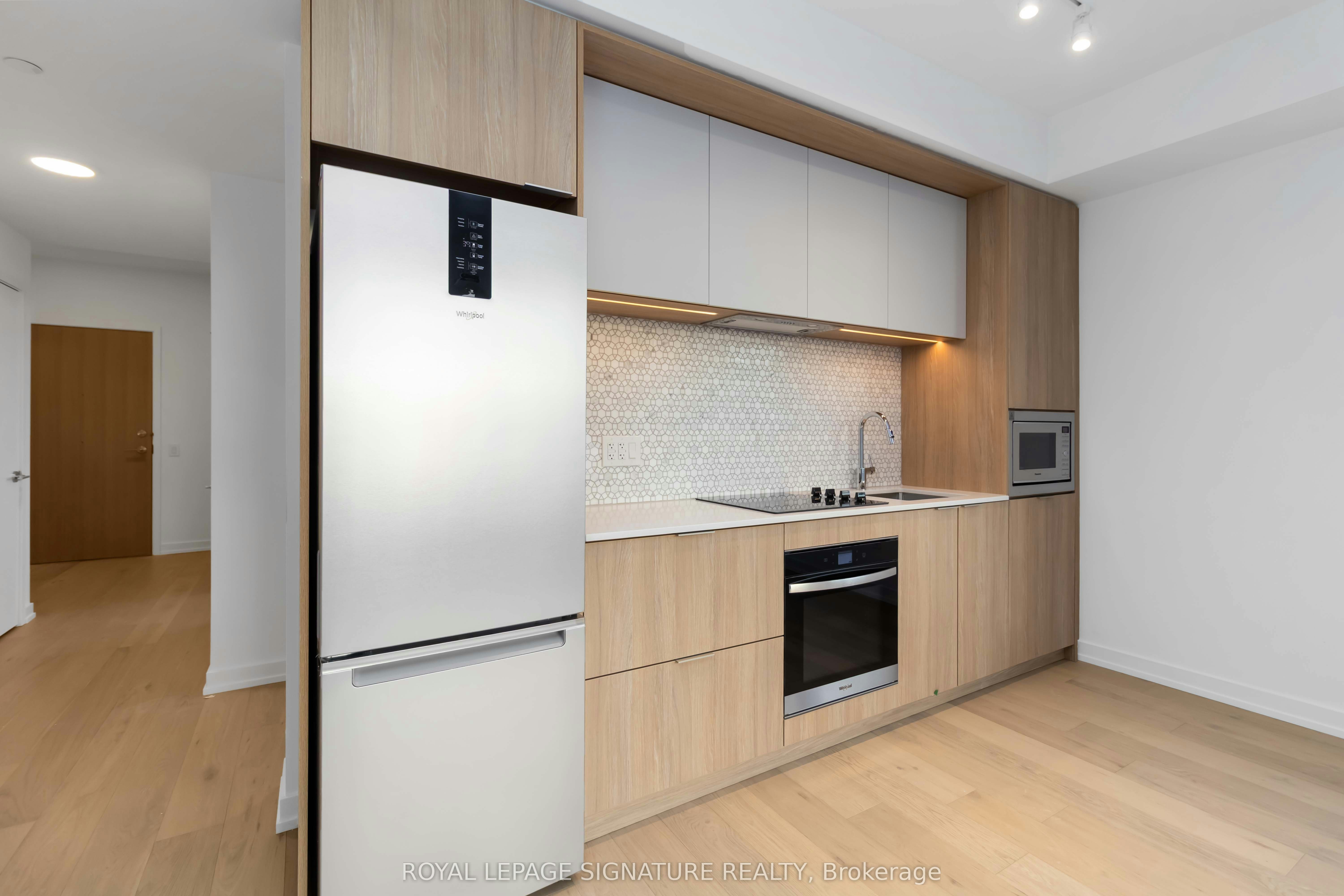 2004-395 Square One Drive, Mississauga, ON, L5B 0P6 - 7