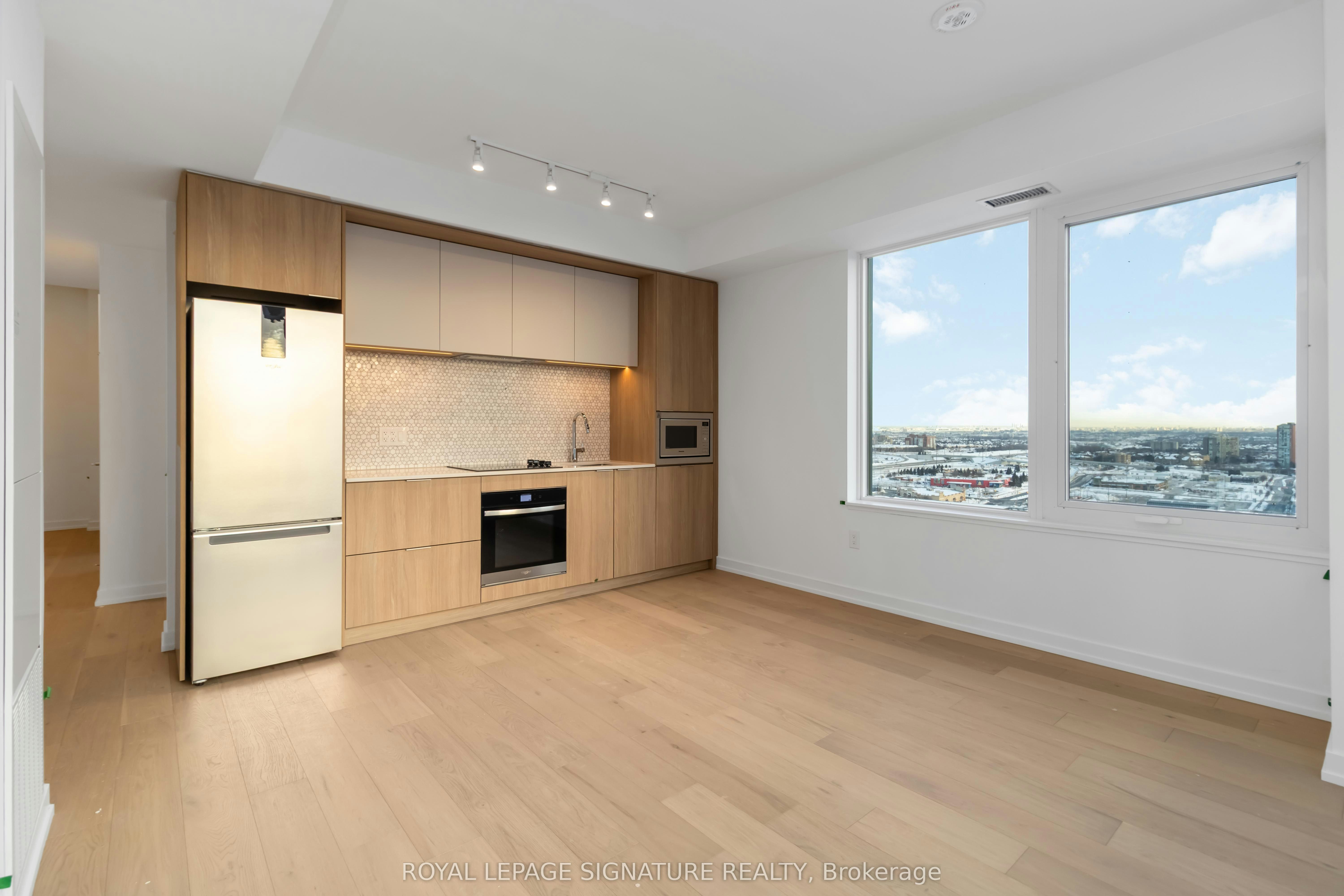 2004-395 Square One Drive, Mississauga, ON, L5B 0P6 - 5