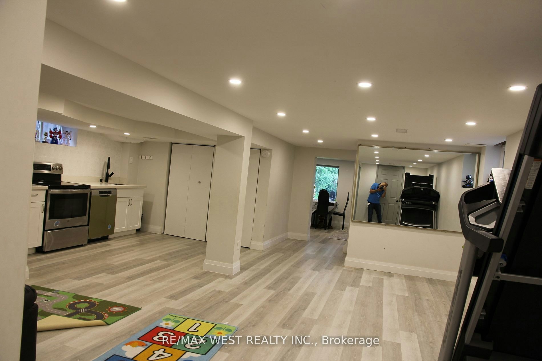 Basement-81 Freemont Avenue, Toronto, ON, M9P 2W7 - 10