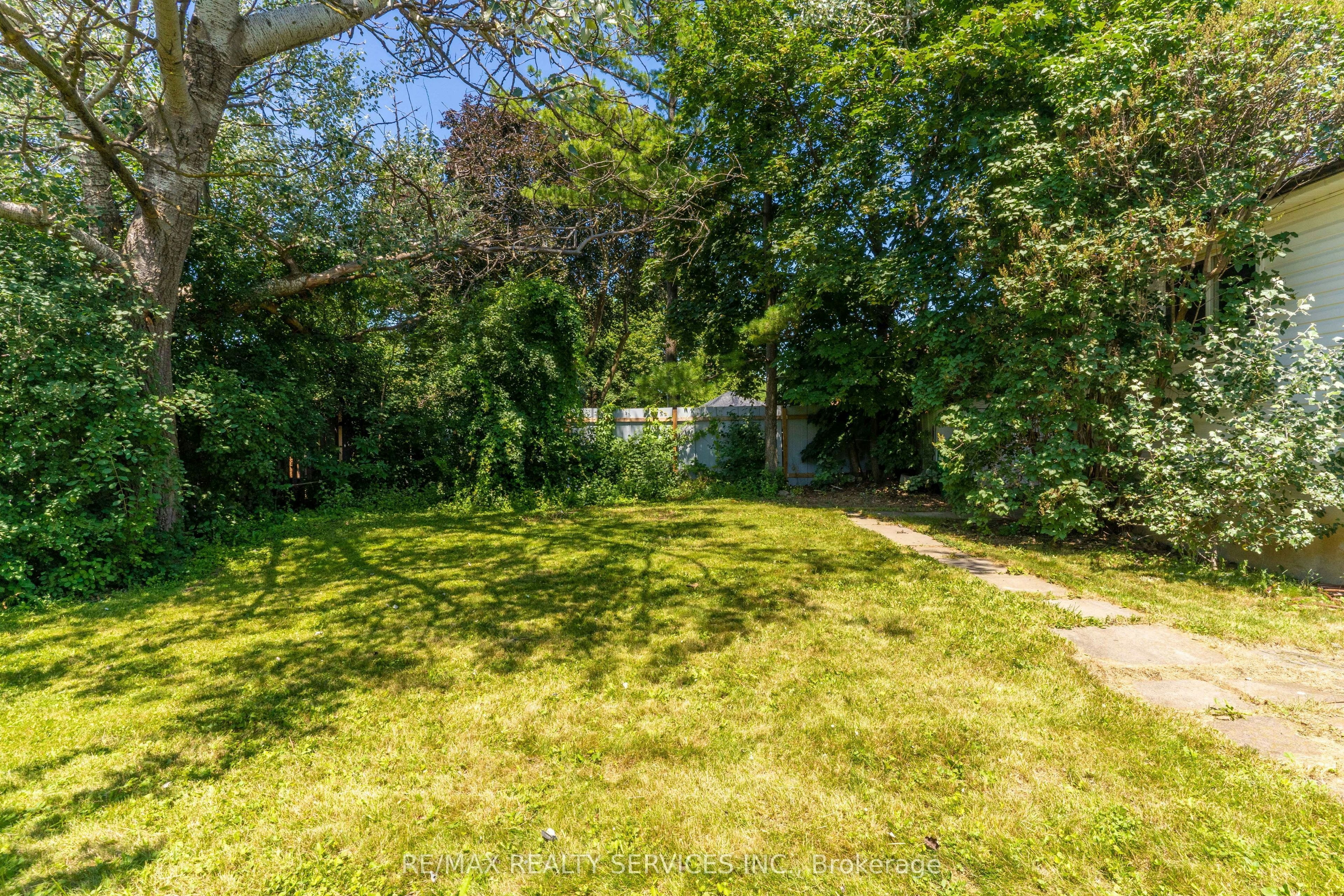 Upper Level-23 Fidelia Crescent, Brampton, ON, L6T 3P7 - 28