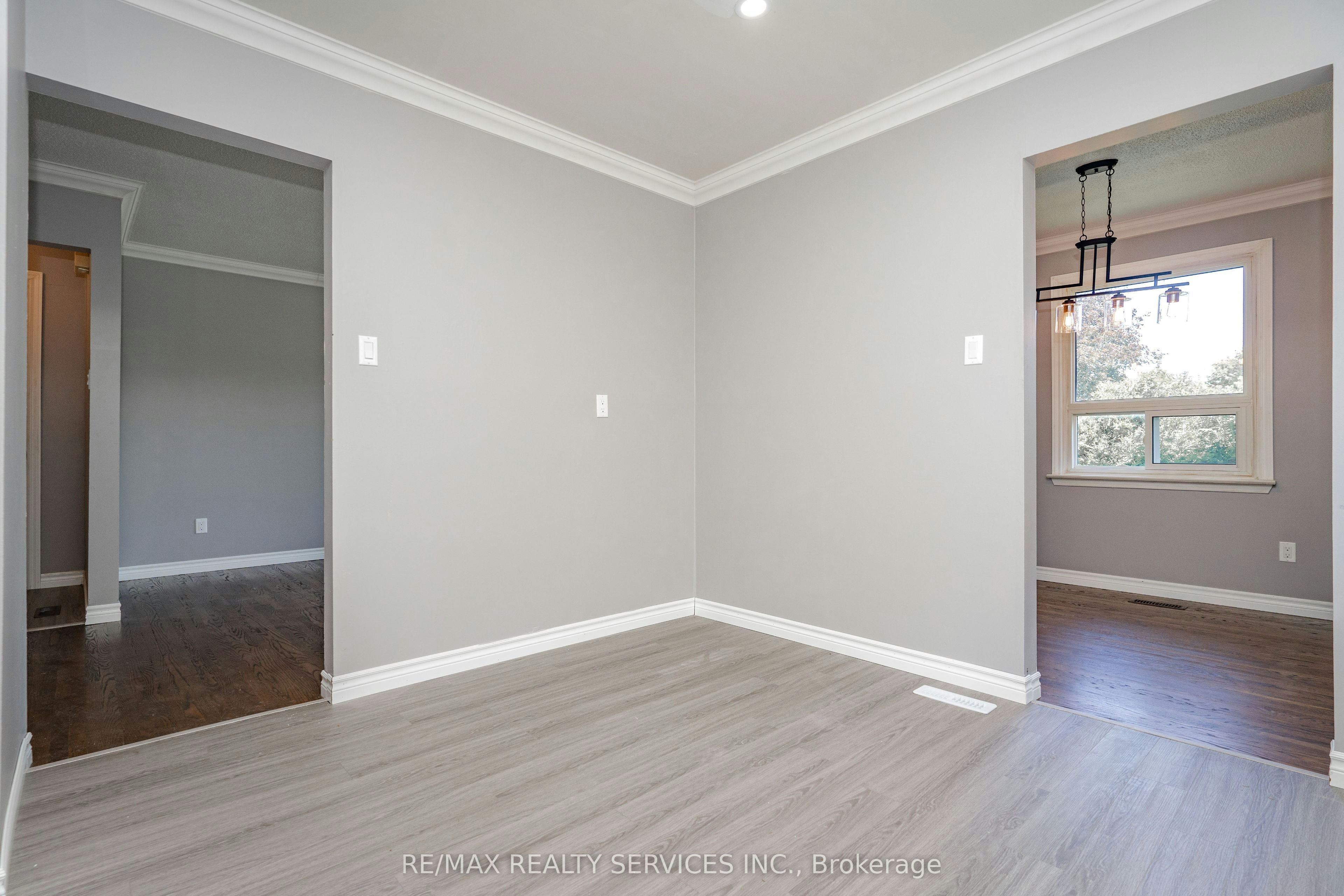 Upper Level-23 Fidelia Crescent, Brampton, ON, L6T 3P7 - 16