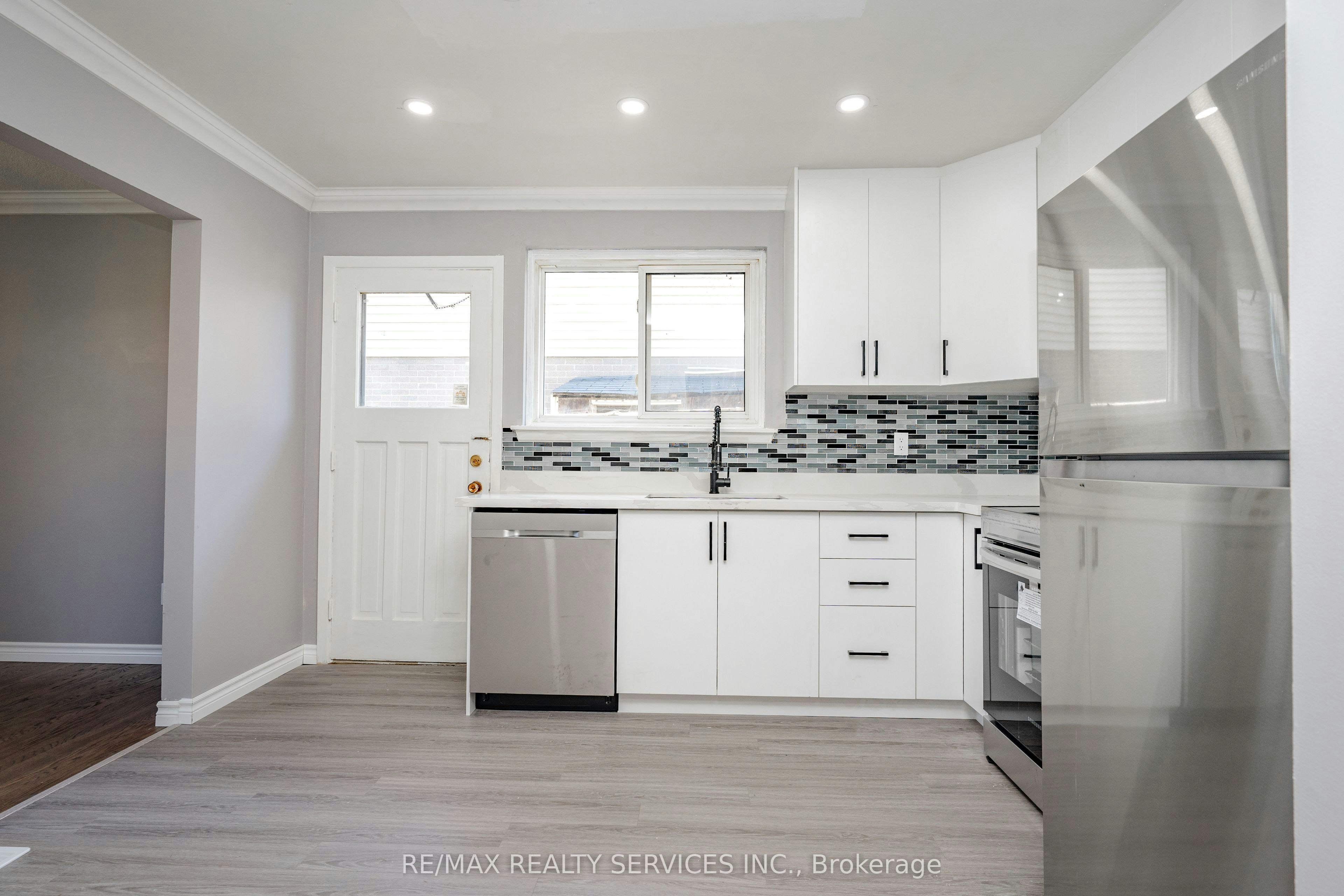 Upper Level-23 Fidelia Crescent, Brampton, ON, L6T 3P7 - 17
