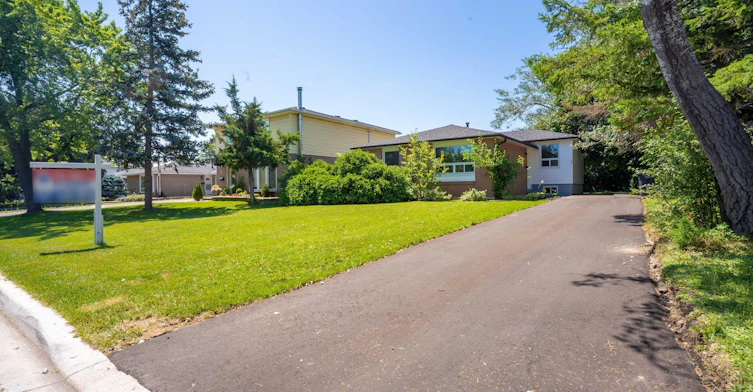 Upper Level-23 Fidelia Crescent, Brampton, ON, L6T 3P7 - 2