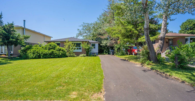 Upper Level-23 Fidelia Crescent, Brampton, ON, L6T 3P7
