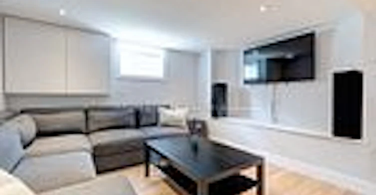 LOWER LEVEL-29 Kirby Road, Toronto, ON, M3L 1B3 - 15