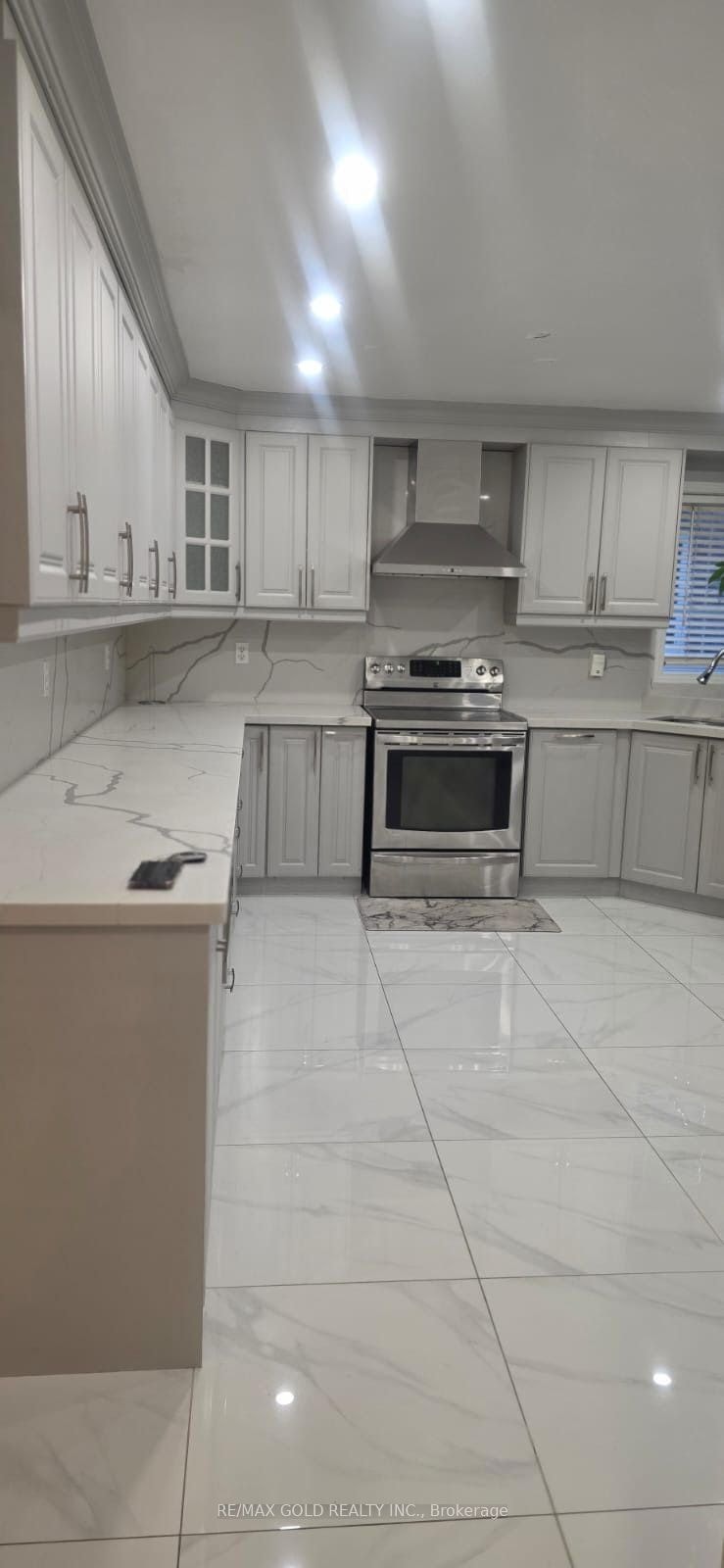57 River Rock Crescent, Brampton, ON, L7A 2W9 - 3