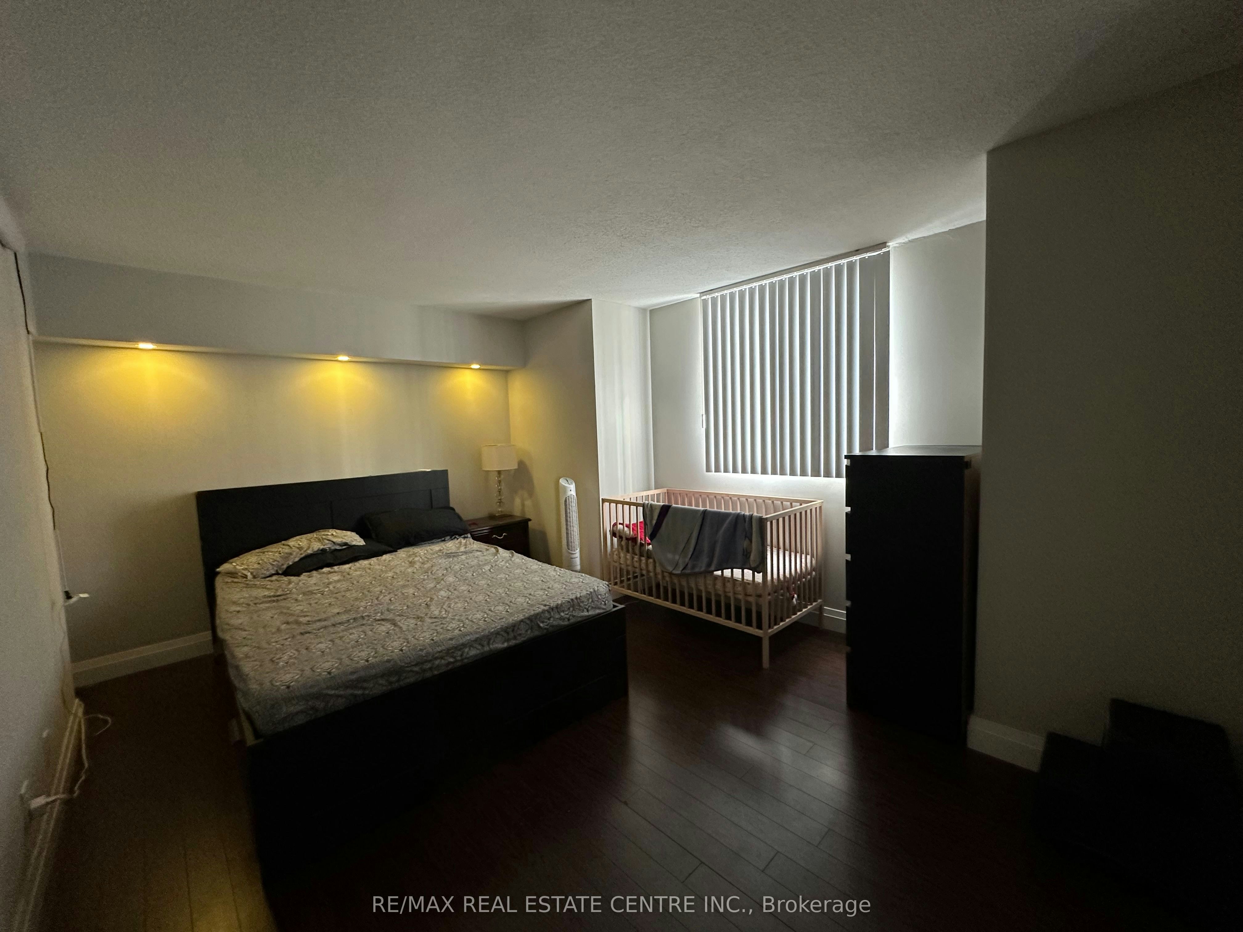 912-155 Hillcrest Avenue, Mississauga, ON, L5B 3Z2 - 8
