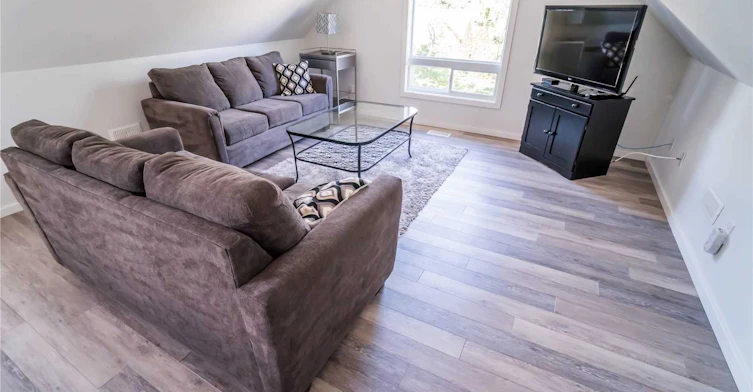 Loft-164 Trafalgar Road, Oakville, ON, L6J 3G6 - 2