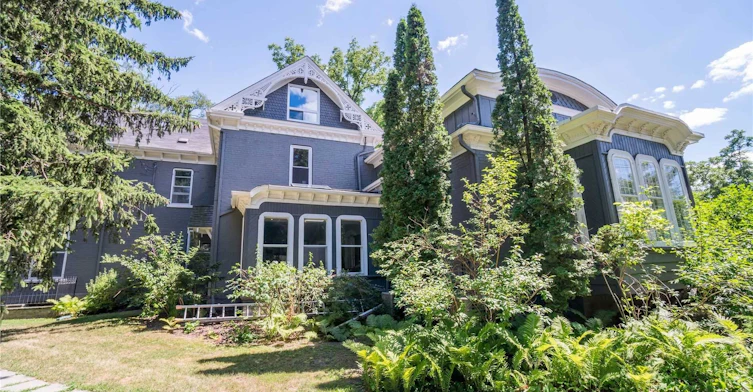 Loft-164 Trafalgar Road, Oakville, ON, L6J 3G6
