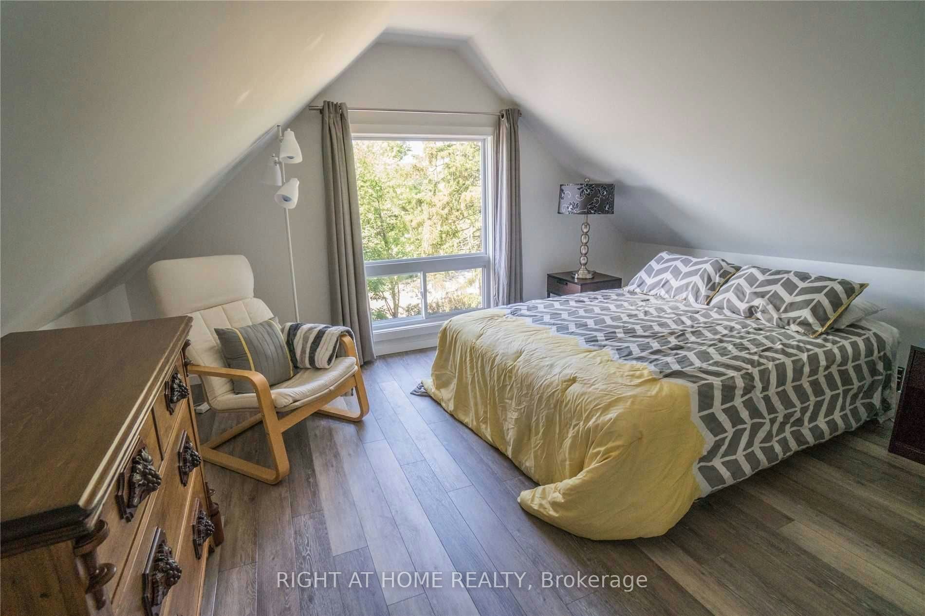 Loft-164 Trafalgar Road, Oakville, ON, L6J 3G6 - 8