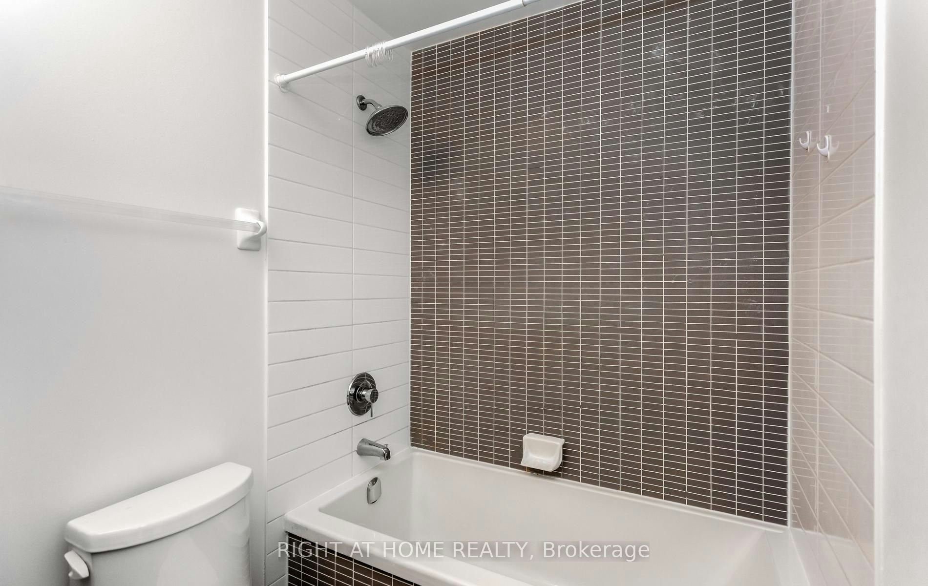 1604-4655 Glen Erin Drive, Mississauga, ON, L5M 0Z1 - 13