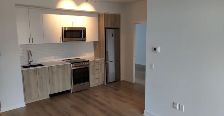 202-1195 The Queensway Avenue, Toronto, ON, M8Z 1R6 - 6